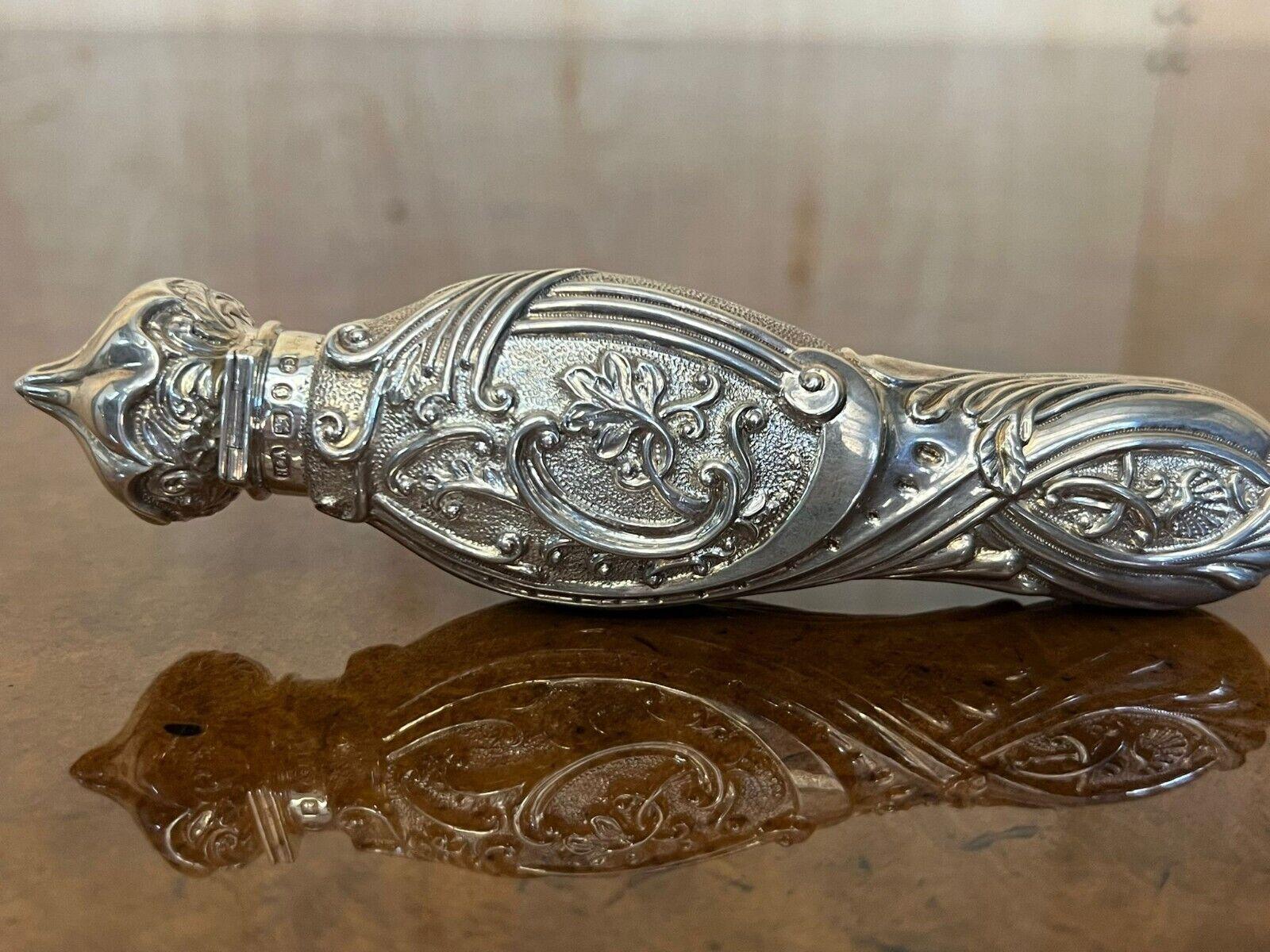 FiNE ANTIGUO Frasco SÓLIDO DE PLATA ESTERLINA EXTRA GRANDE PARA AROMAS CON PERÍODO PARADO en venta 2