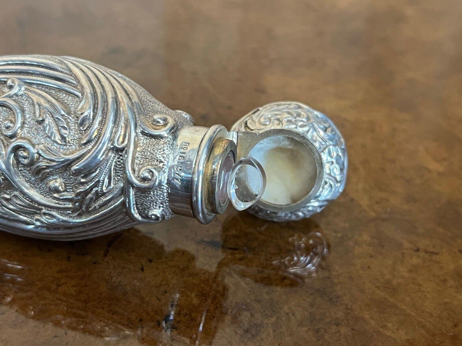 FiNE ANTIGUO Frasco SÓLIDO DE PLATA ESTERLINA EXTRA GRANDE PARA AROMAS CON PERÍODO PARADO Victoriano en venta