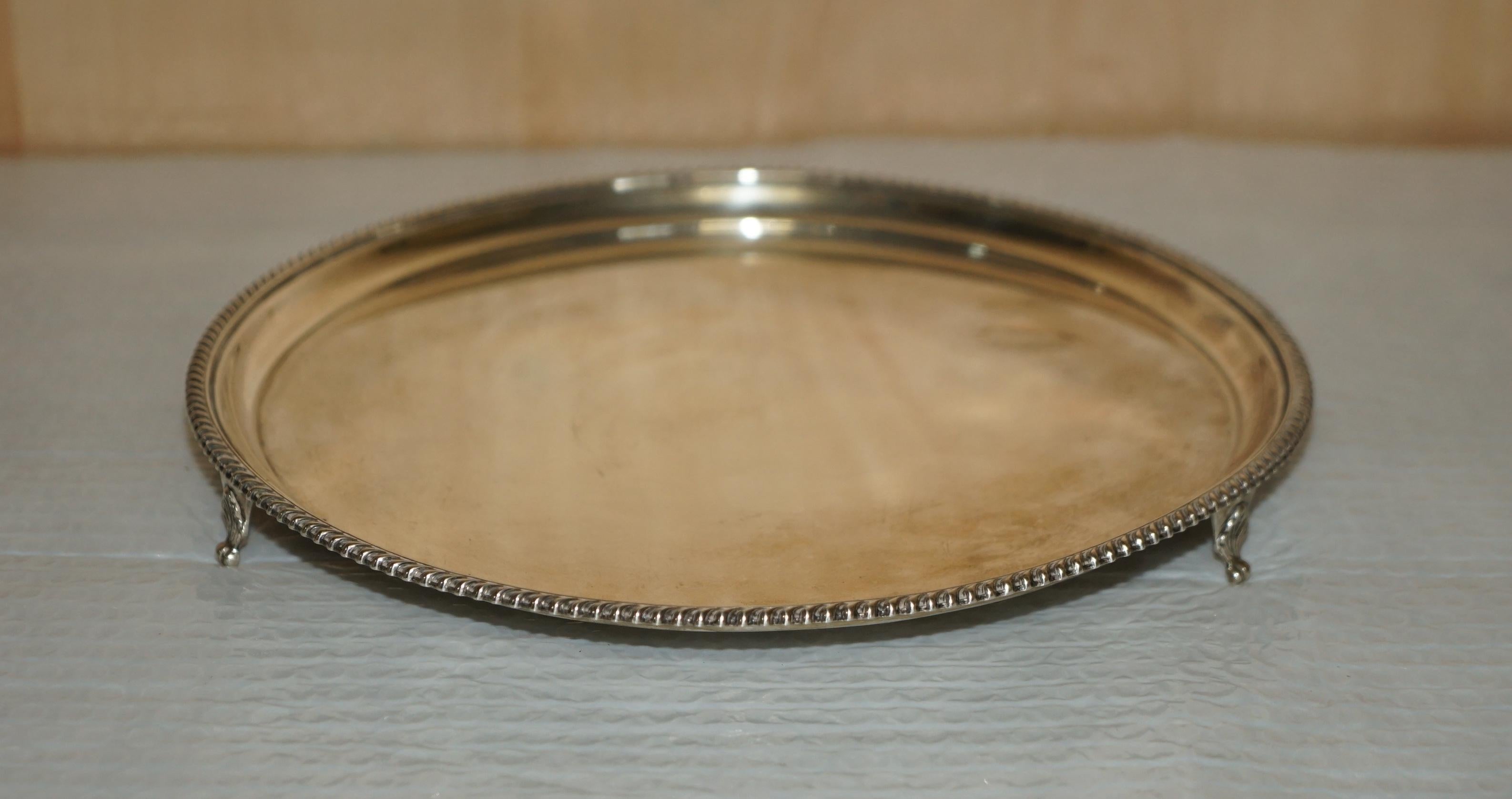 English FINE ANTIQUE SOLID STERLING SILVER WILLIAM HUTTON & SON's 1933 SERVING TRAY For Sale