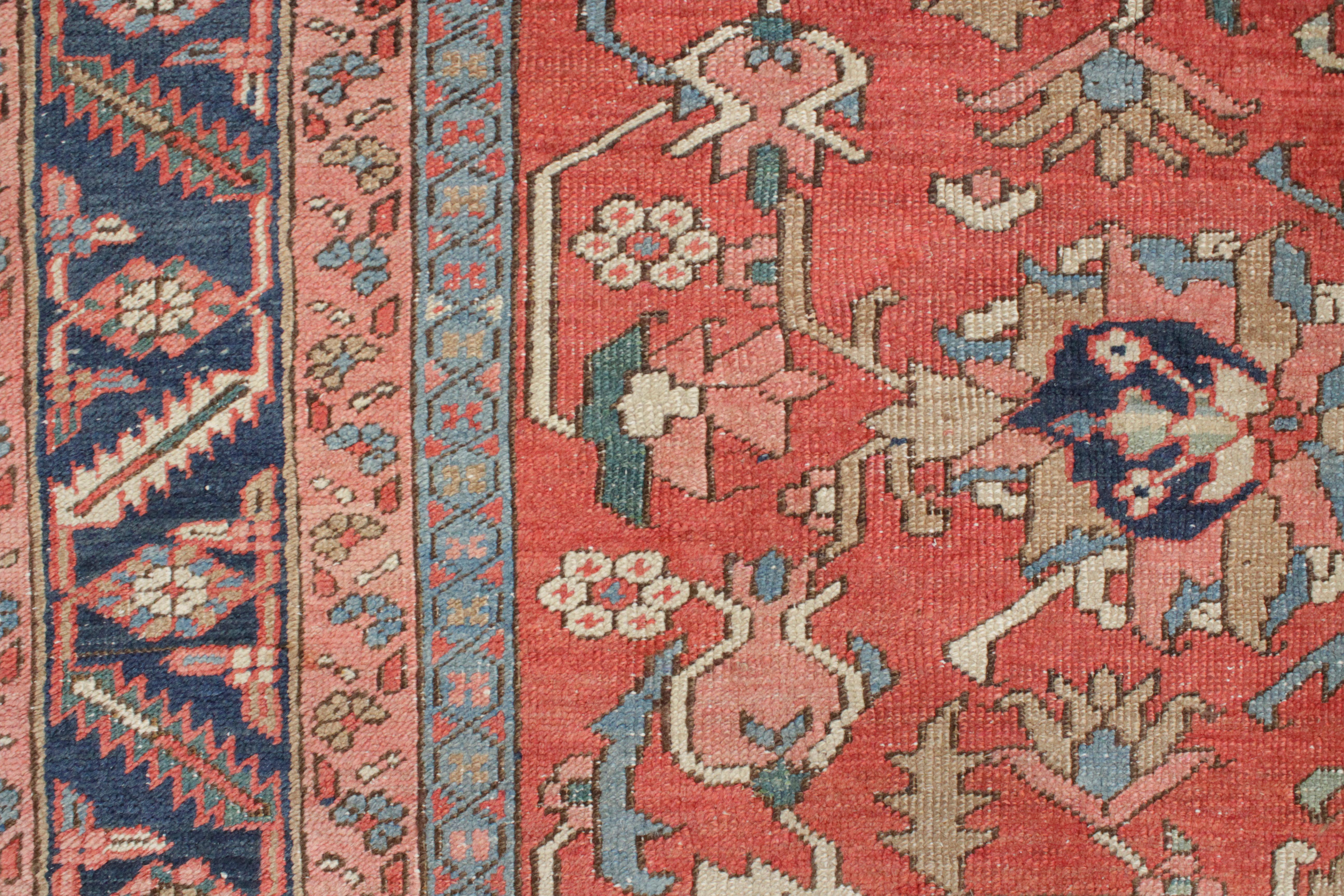 Fine Antique Square Size Large Scale All-Over Pattern Heriz Serapi Rug For Sale 1