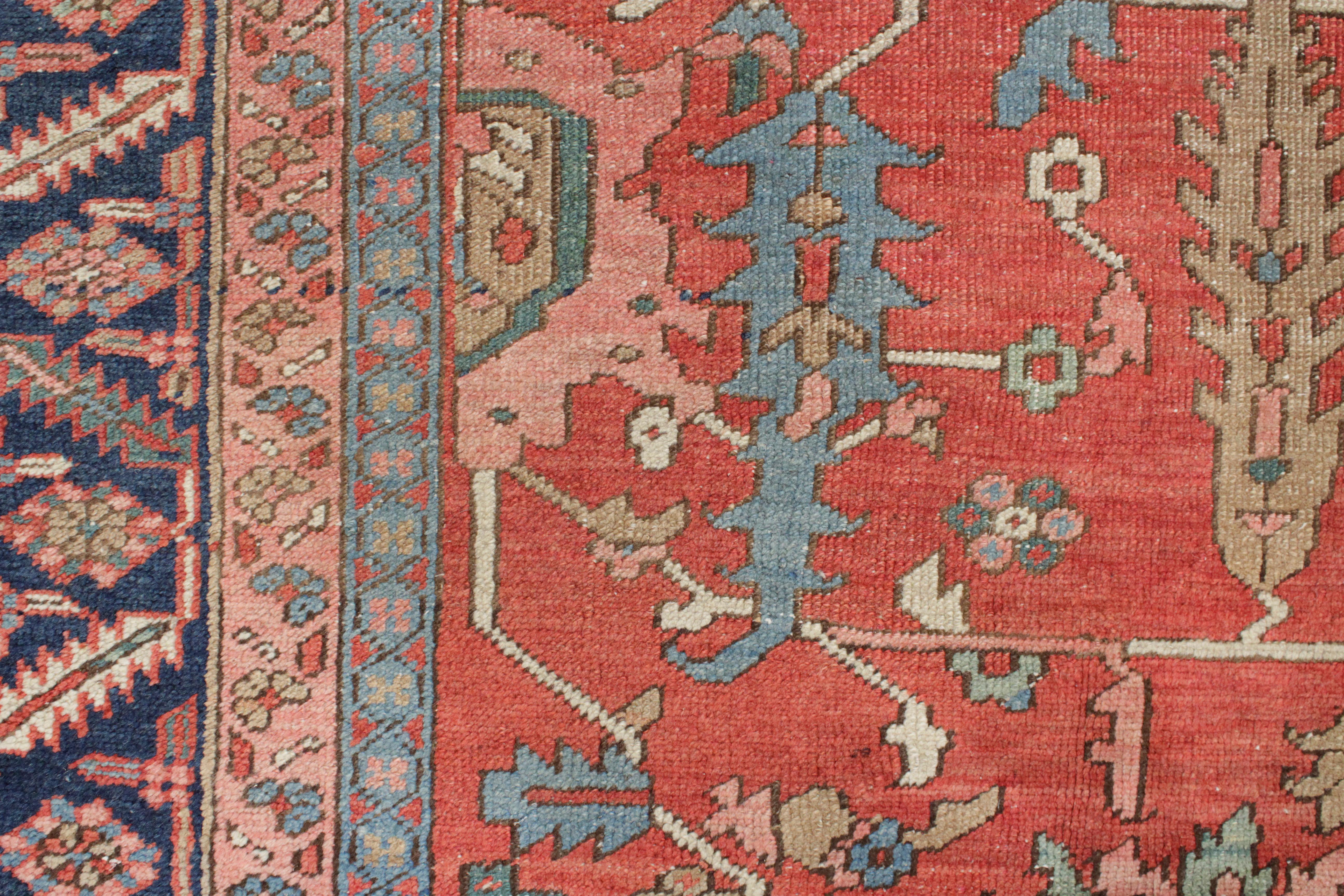 Fine Antique Square Size Large Scale All-Over Pattern Heriz Serapi Rug For Sale 2