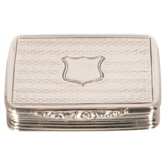 Raffinata vinaigrette antica in argento dorato Francis Clarke Birmingham 1841