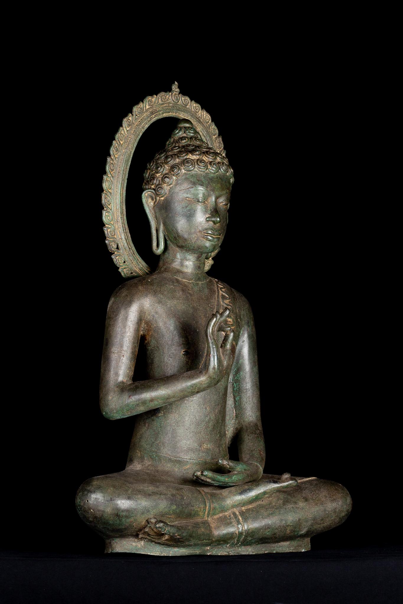 Fine Antique Teaching Buddha with Divine Halo Hand Cast Bronze, 19th Century 3