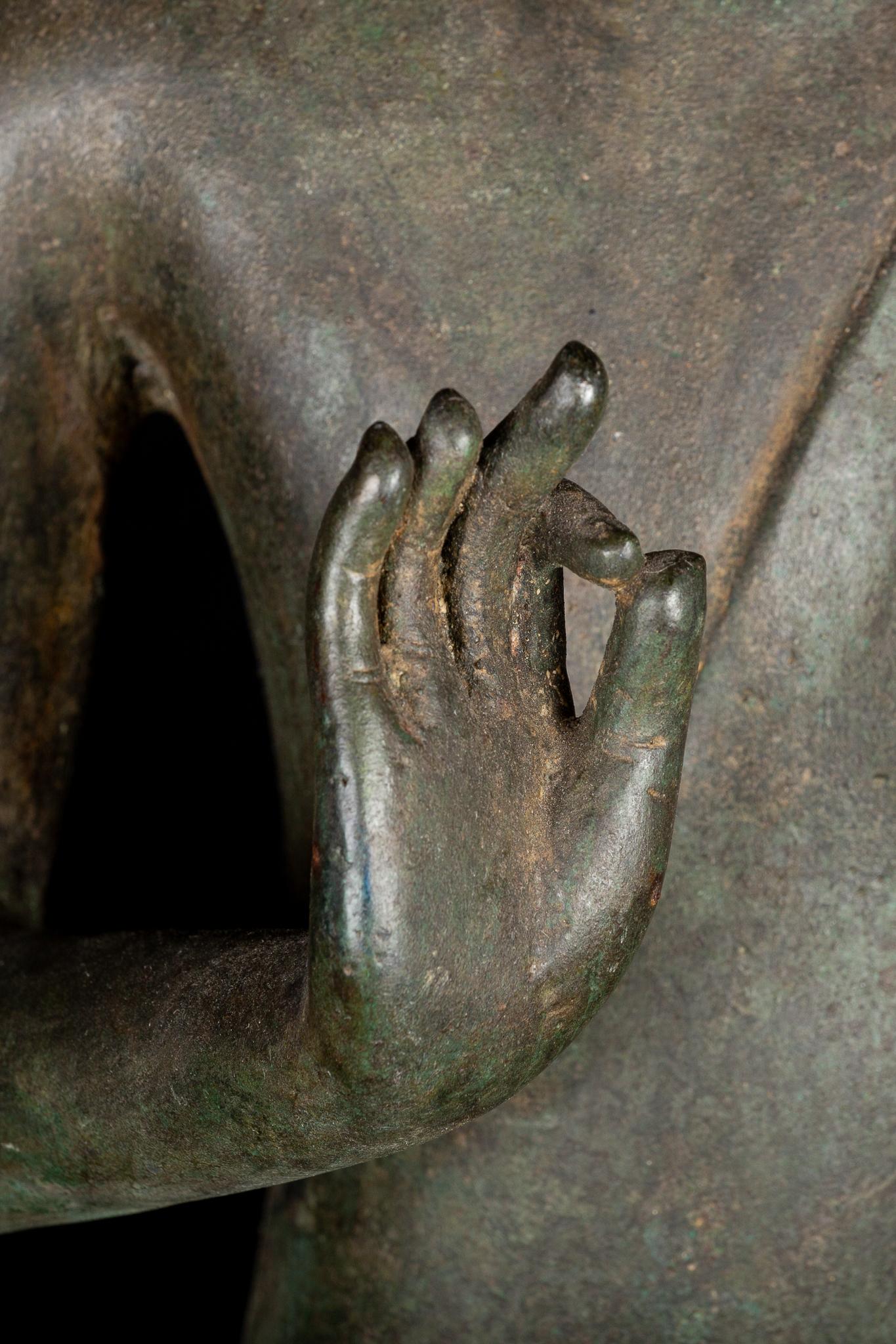 Fine Antique Teaching Buddha with Divine Halo Hand Cast Bronze, 19th Century 8