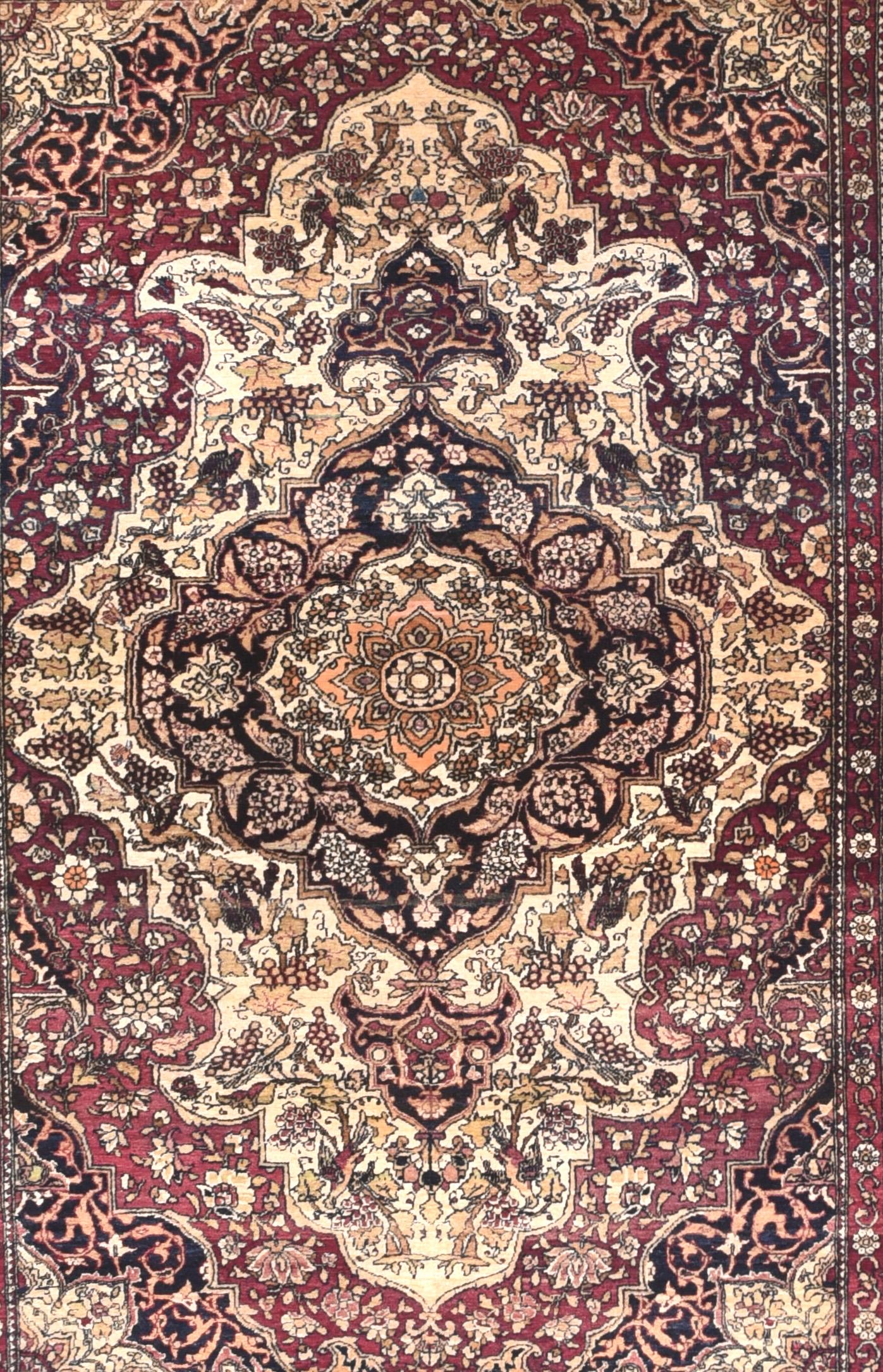 Carpets made in Tehran have curvilinear patterns. The majority are around fifty years old. It is very hard to find rugs and carpets made in Tehran in recent years, except ones produced by master weavers for museums or rich buyers. One of the most