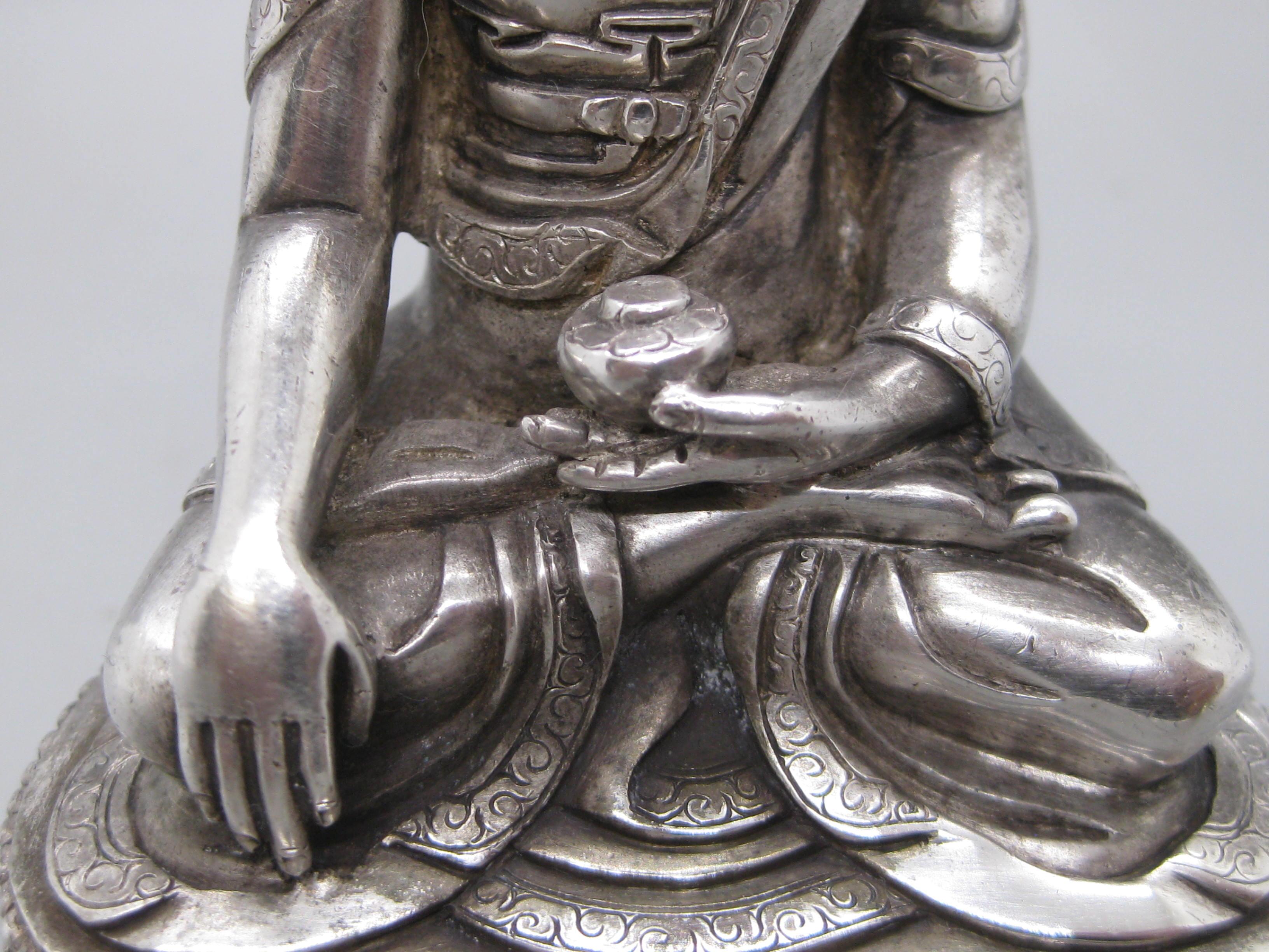 20th Century Fine Antique Tibetan Nepal .925 Sterling Silver Shakyamuni Buddha Statue 297g For Sale