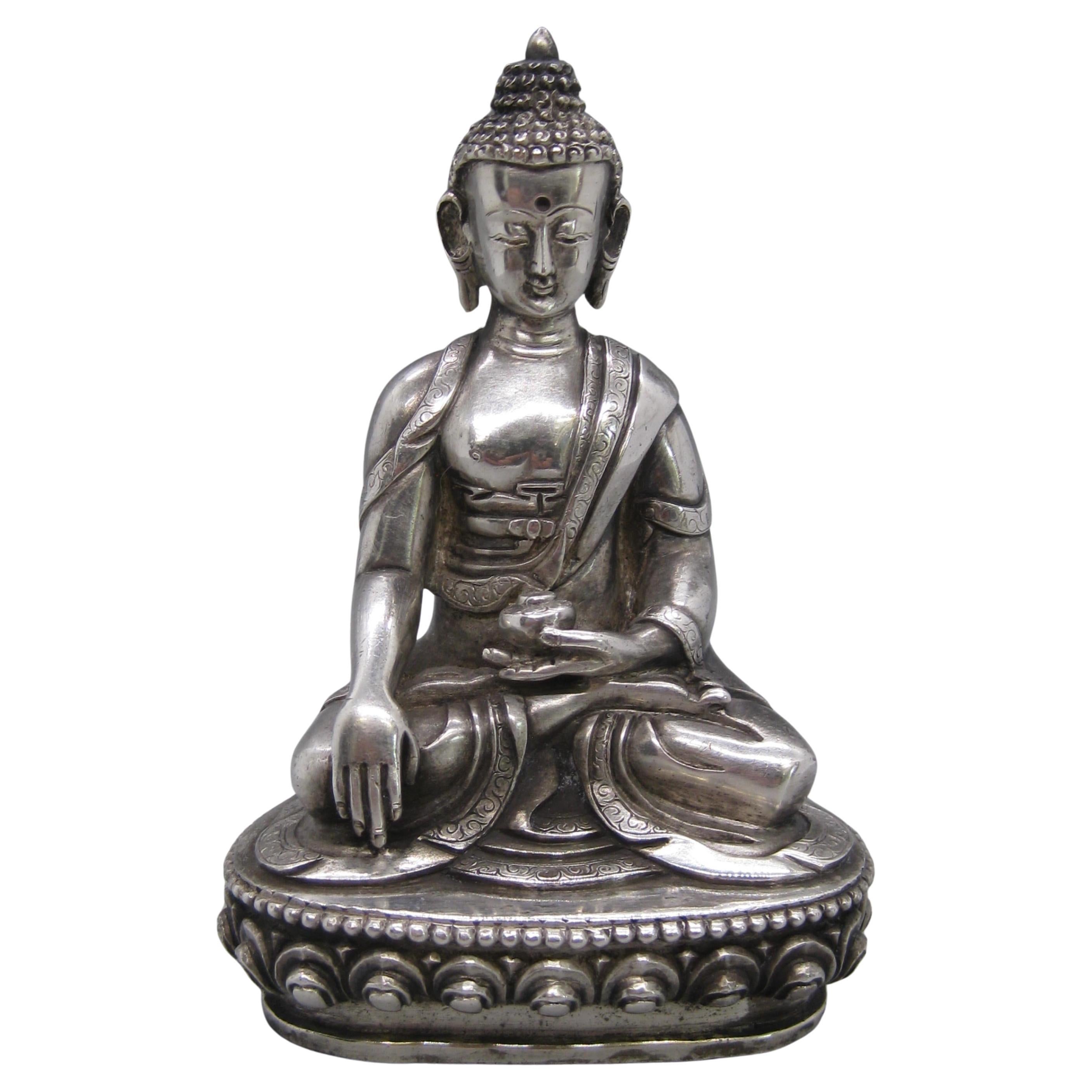 Fine Antique Tibetan Nepal .925 Sterling Silver Shakyamuni Buddha Statue 297g For Sale