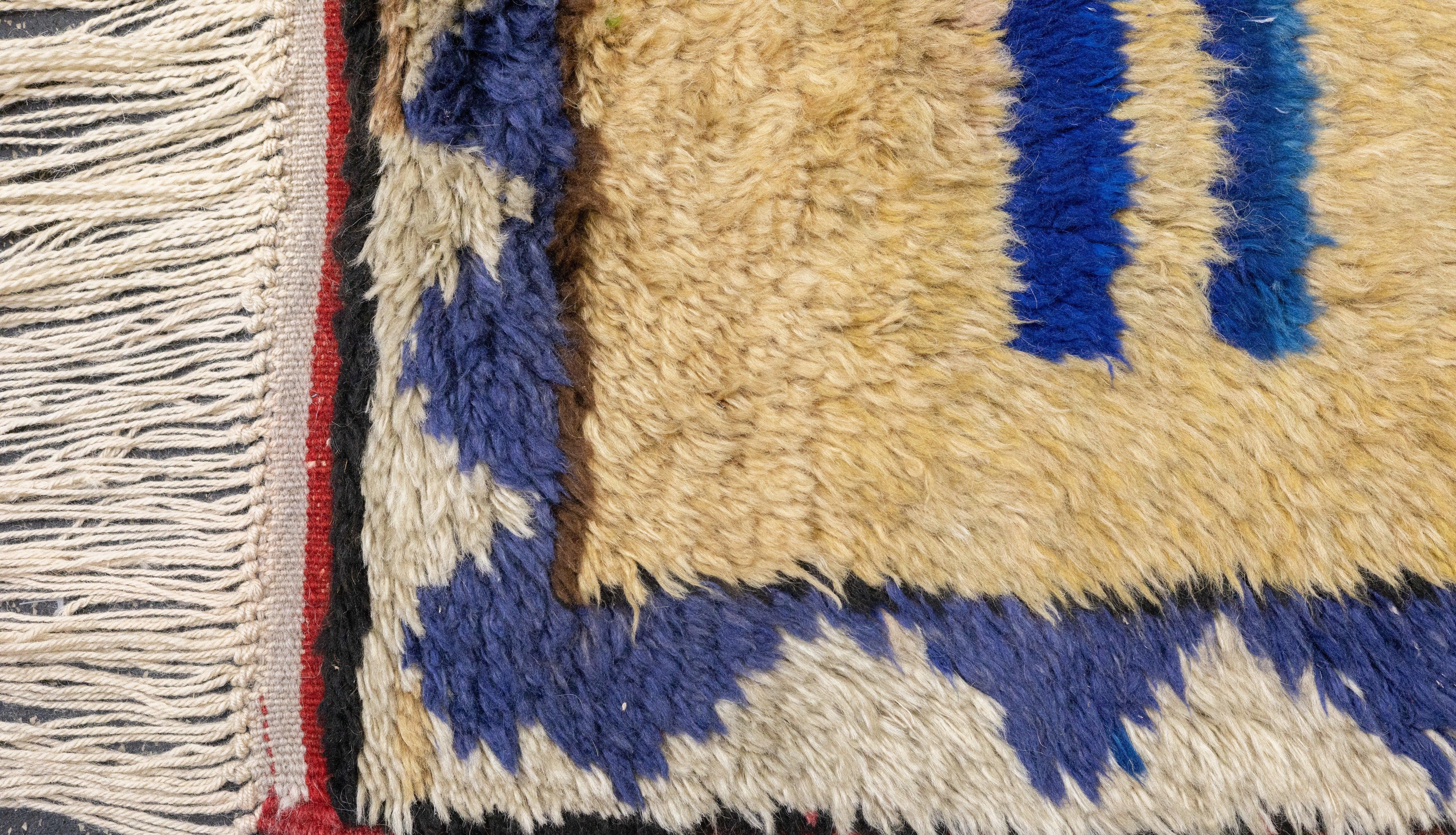 Fine Antique Turkish Oushak Angora Wool Rug 4'8'' x 7'2'' In Good Condition For Sale In New York, NY