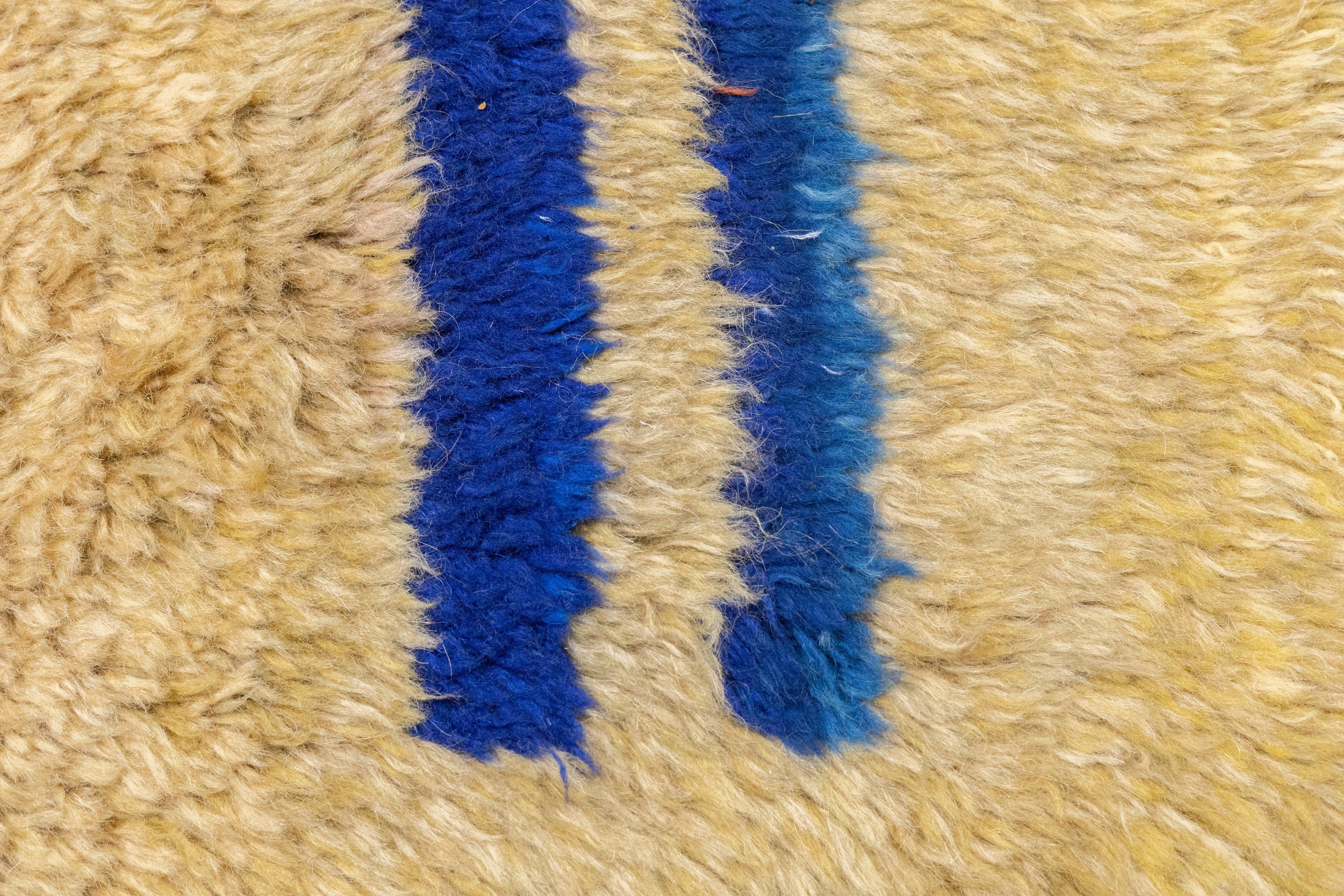 20th Century Fine Antique Turkish Oushak Angora Wool Rug 4'8'' x 7'2'' For Sale