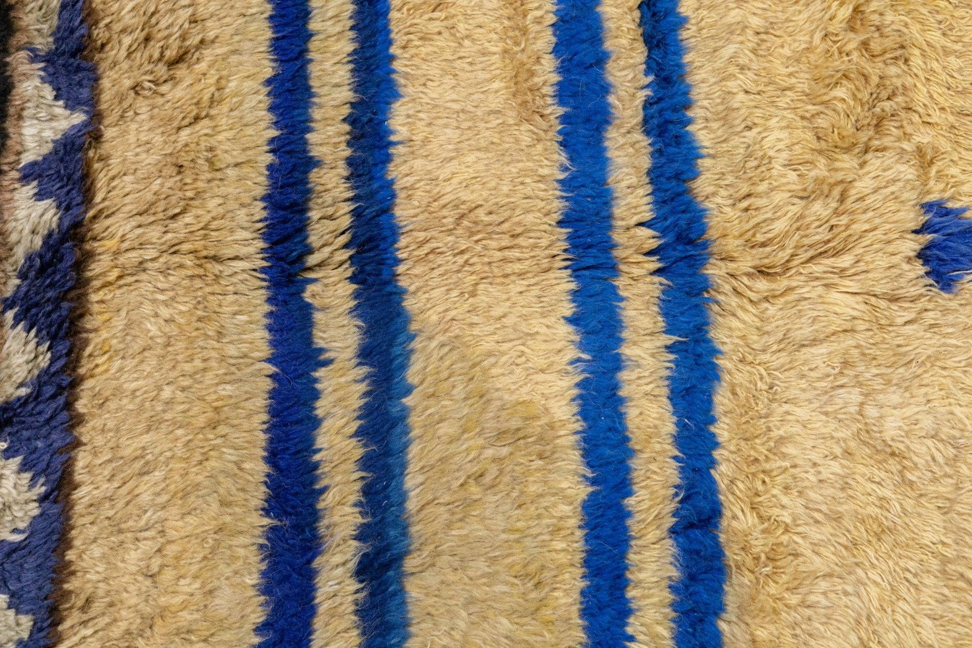 Fine Antique Turkish Oushak Angora Wool Rug 4'8'' x 7'2'' For Sale 1