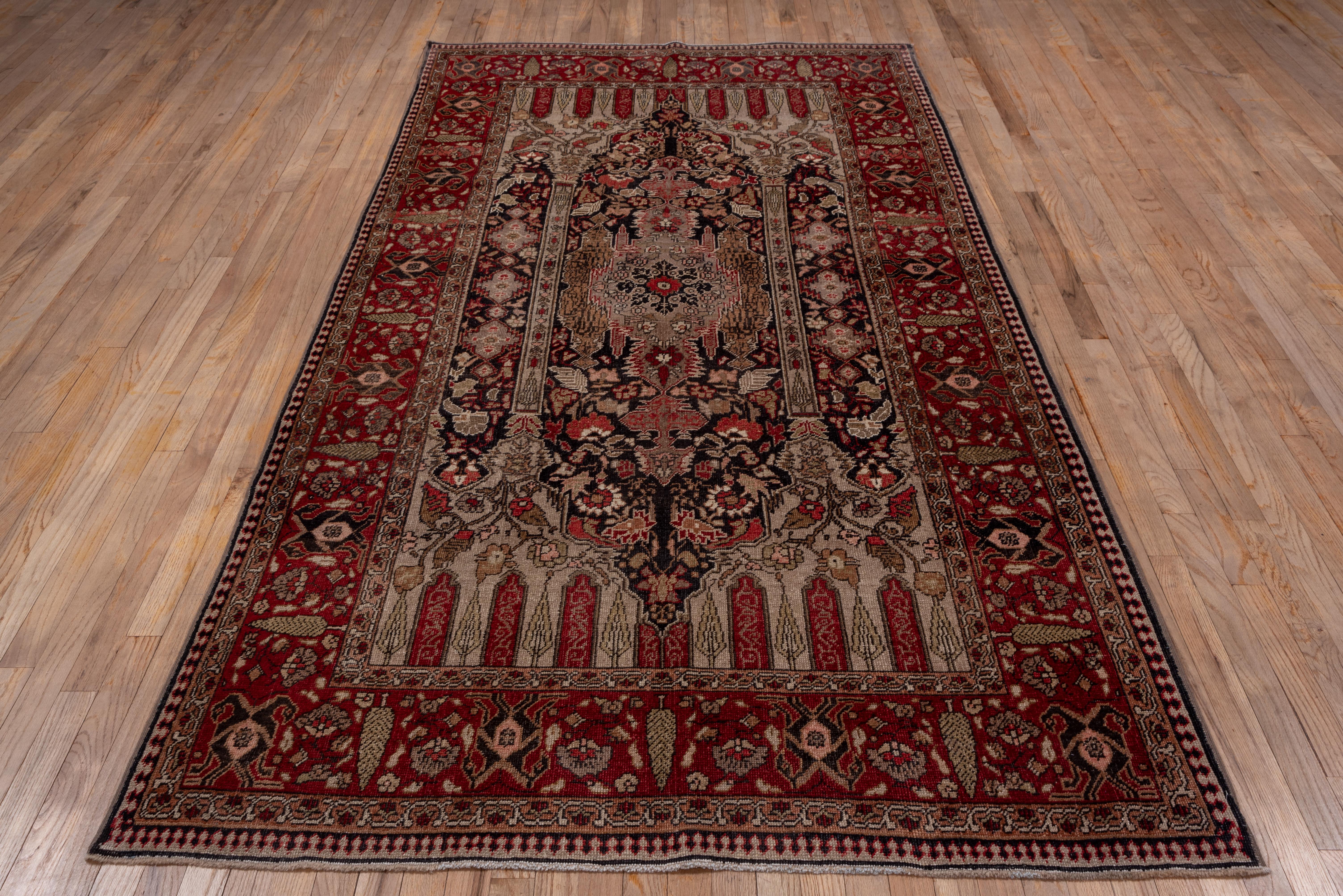 Early 20th Century Fine Antique Turkish Oushak Gallery Carpet, Persian Kashan Style, circa 1920s