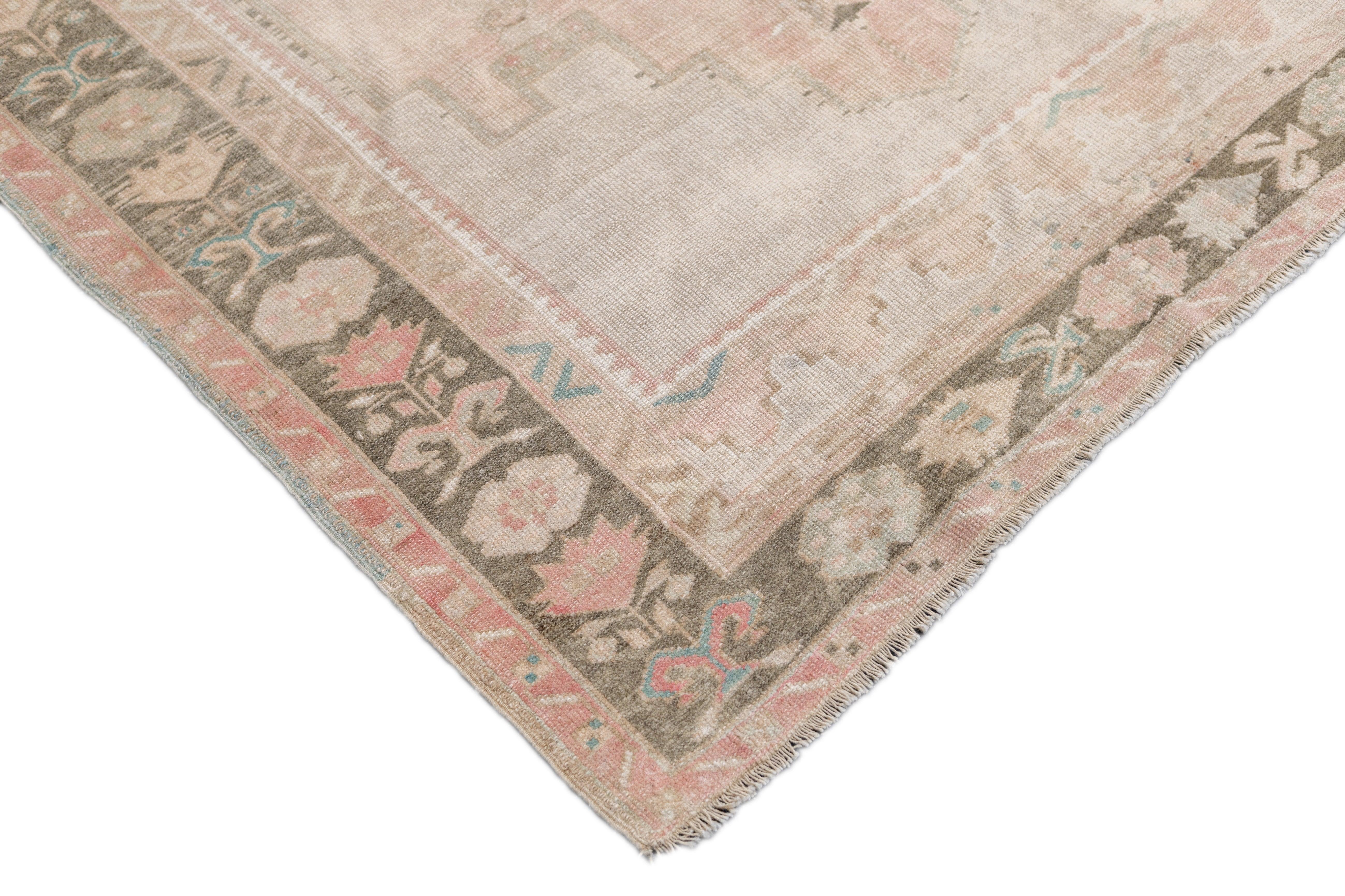 Antiker türkischer Oushak-Wollteppich 4'8'' x 7'9'' (Türkisch) im Angebot