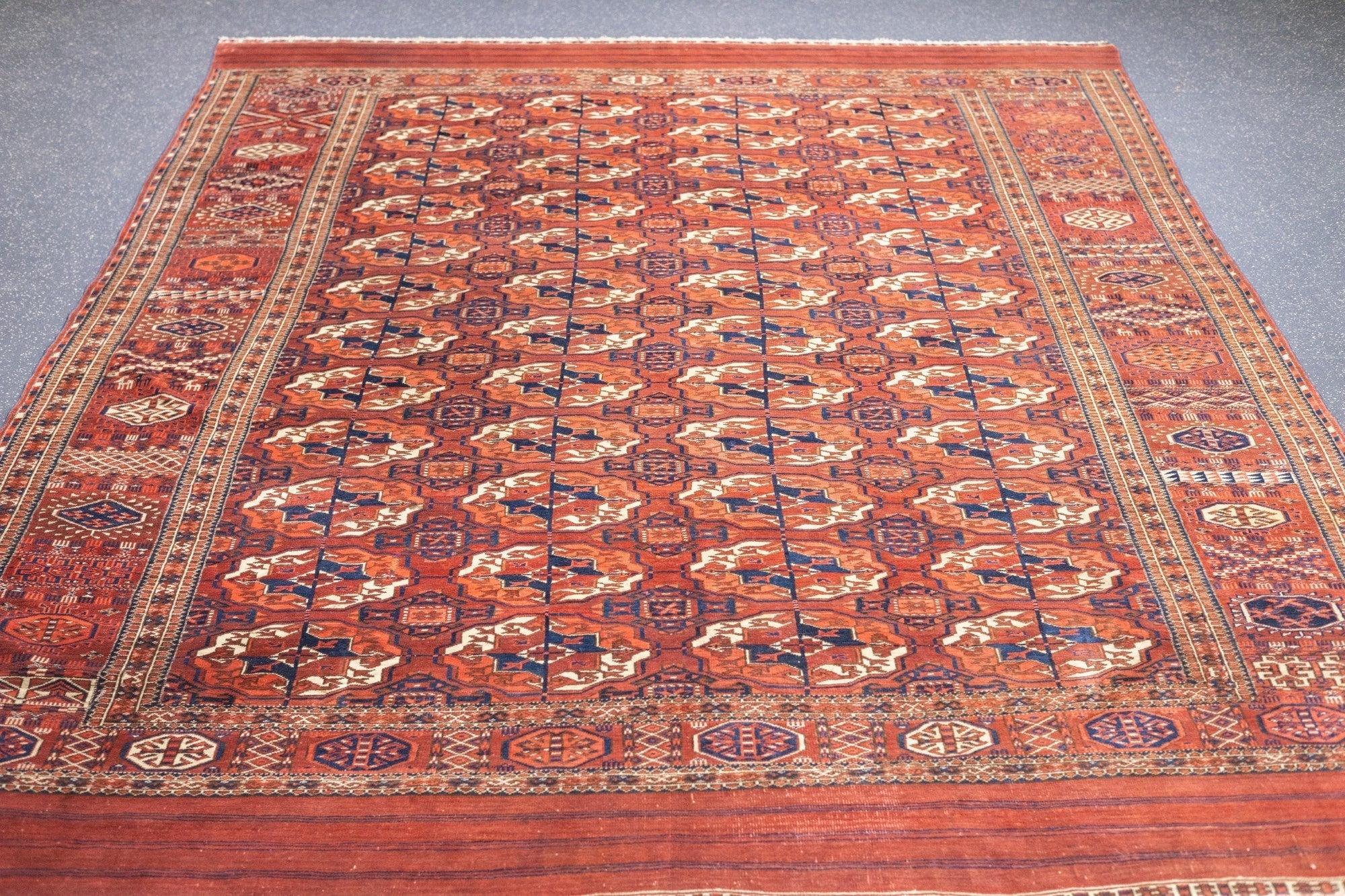 Feiner antiker Turkmen / Yamud Hauptteppich 6'10'' x 9'4'' (19. Jahrhundert) im Angebot