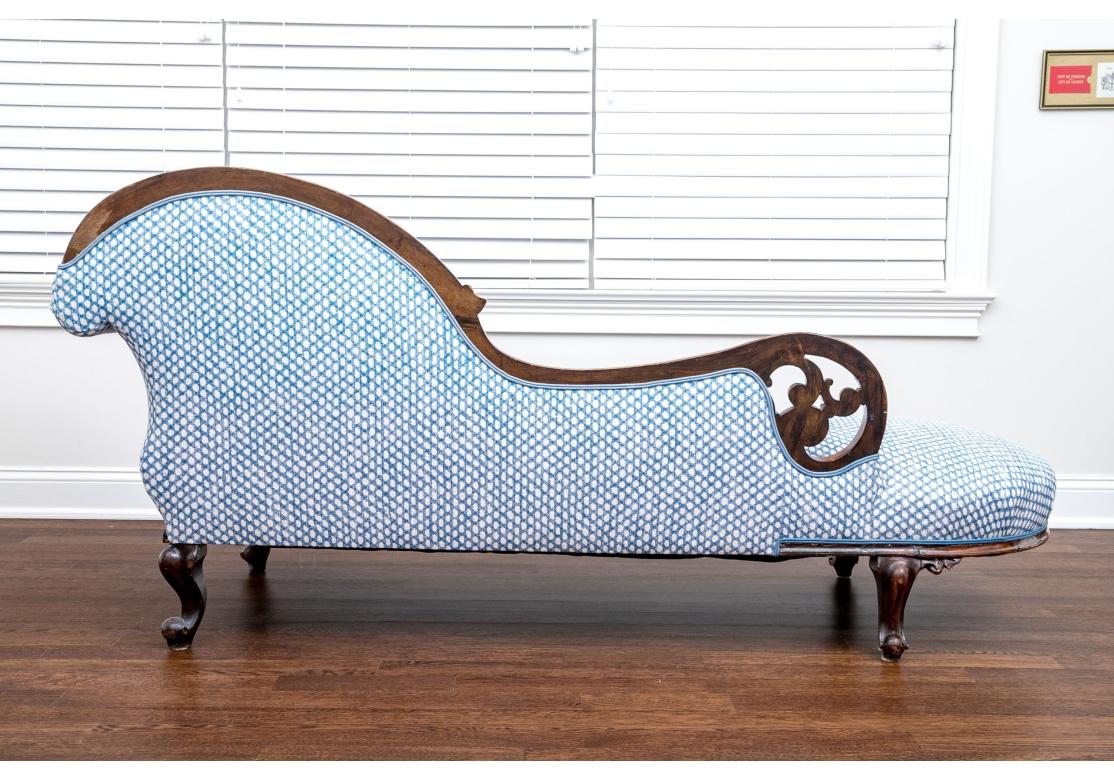 Carved Fine Antique Upholstered Mahogany Reclamier For Sale