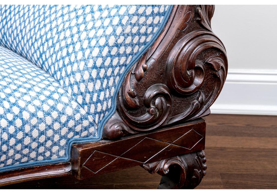 Fine Antique Upholstered Mahogany Reclamier In Fair Condition For Sale In Bridgeport, CT