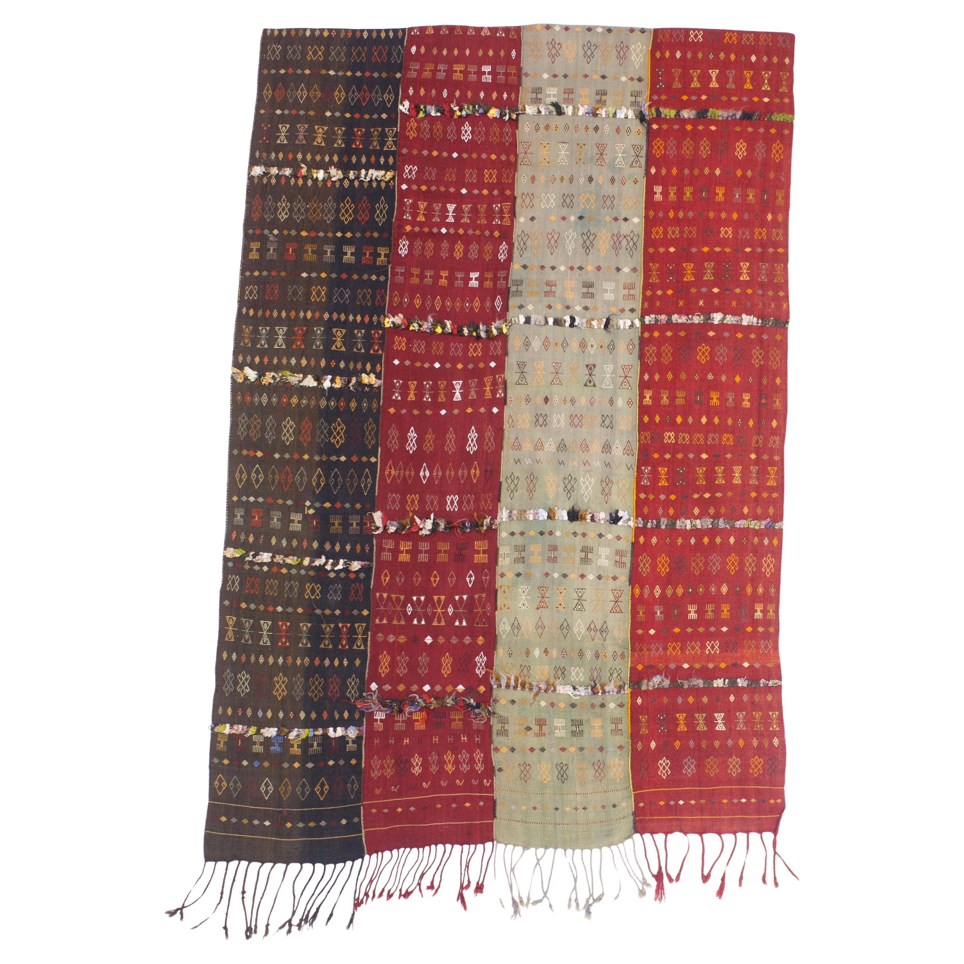Pregiato Rug & Kilim antico dell'Uzbekistan 5'9" x 10'0" in vendita