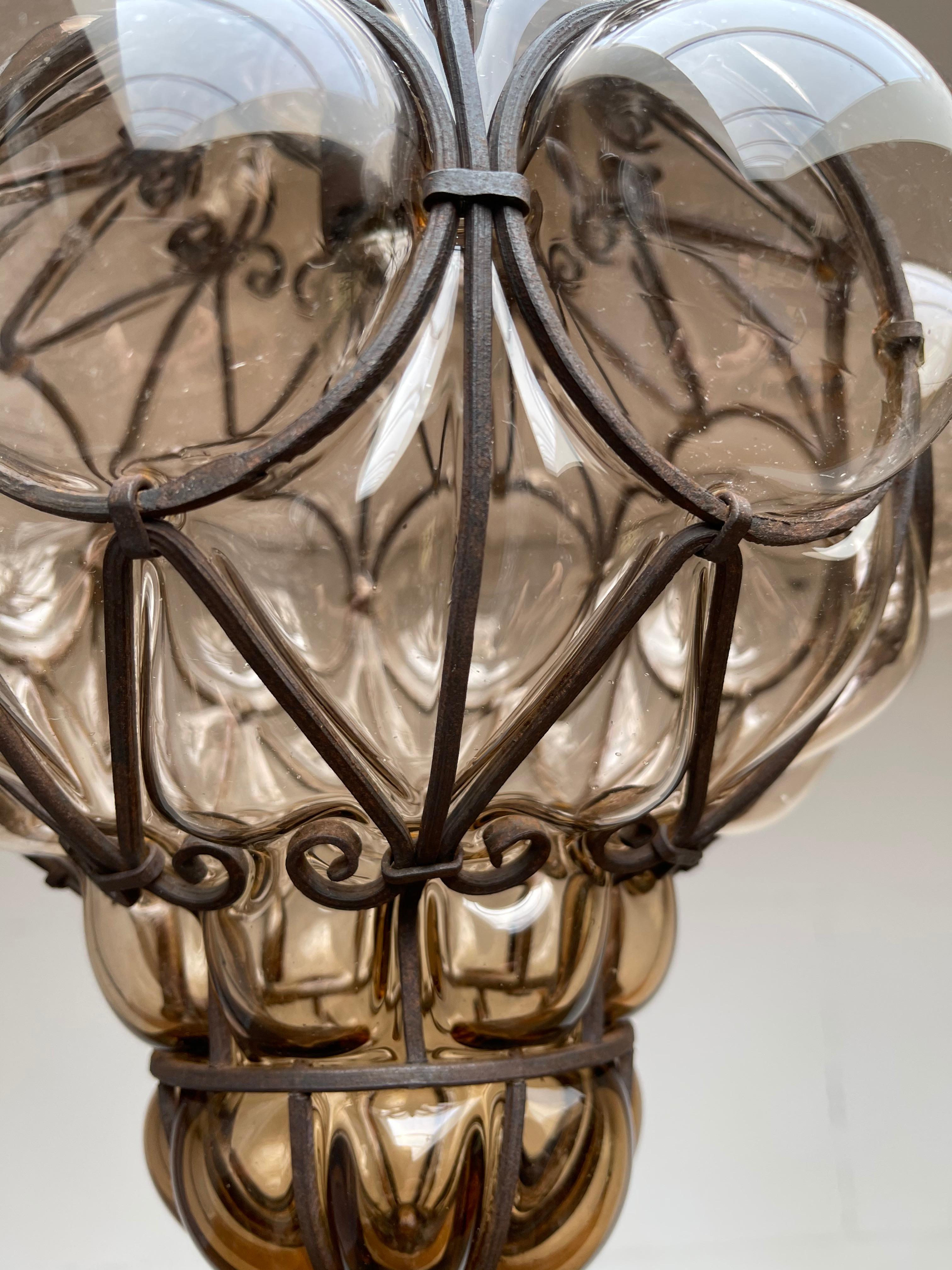 Fine Antique Venetian Mouth Blown Glass Art in Wrought Iron Frame Pendant Light In Good Condition In Lisse, NL