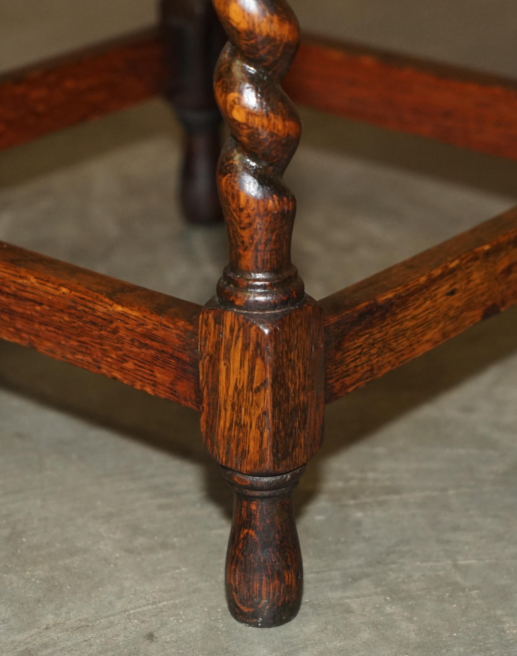 FINE ANTIQUE ViCTORIAN BARLEY TWIST OCCASIONAL TABLE WITH DECOUPAGE DECORATION For Sale 7