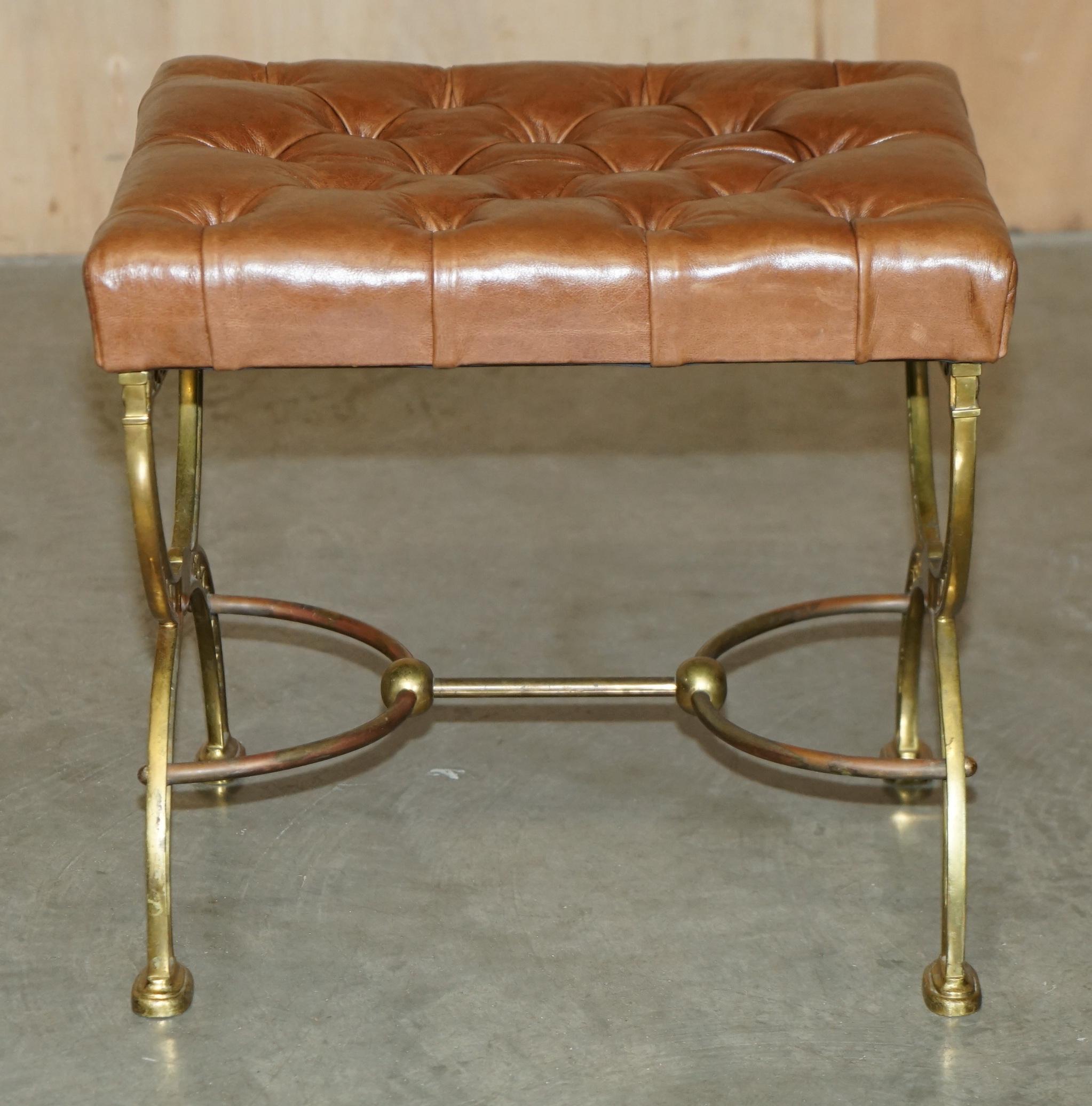 FINE ANTIQUE ViCTORIAN BRASS SHOW FRAME CHESTERFIELD BROWN LEATHER FOOTSTOOL im Angebot 4