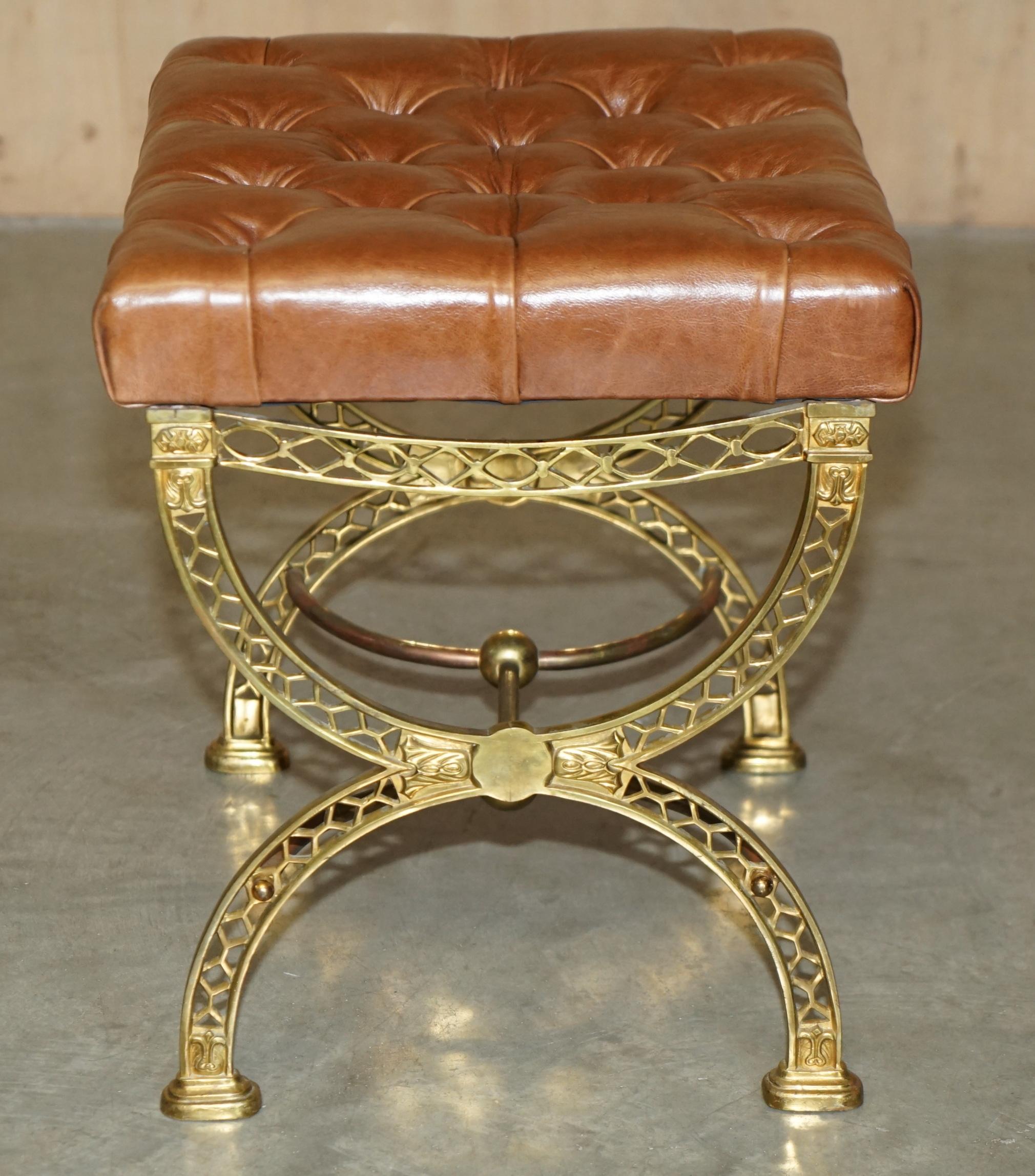 FINE ANTIQUE ViCTORIAN BRASS SHOW FRAME CHESTERFIELD BROWN LEATHER FOOTSTOOL im Angebot 5