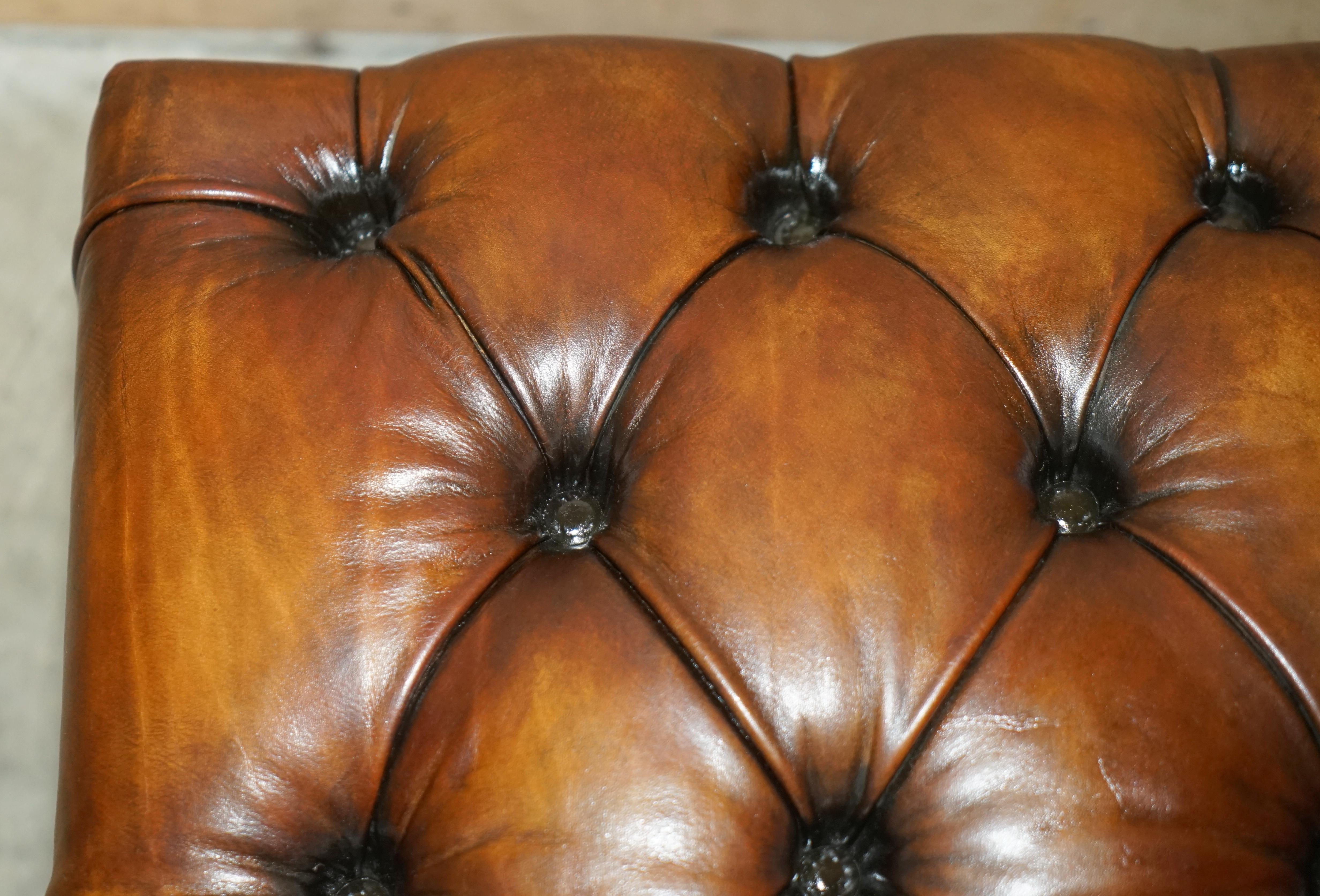 FINE ANTIQUE ViCTORIAN CLAW & BALL BROWN LEATHER RESTORED CHESTERFIELD FOOTSTOOL For Sale 7