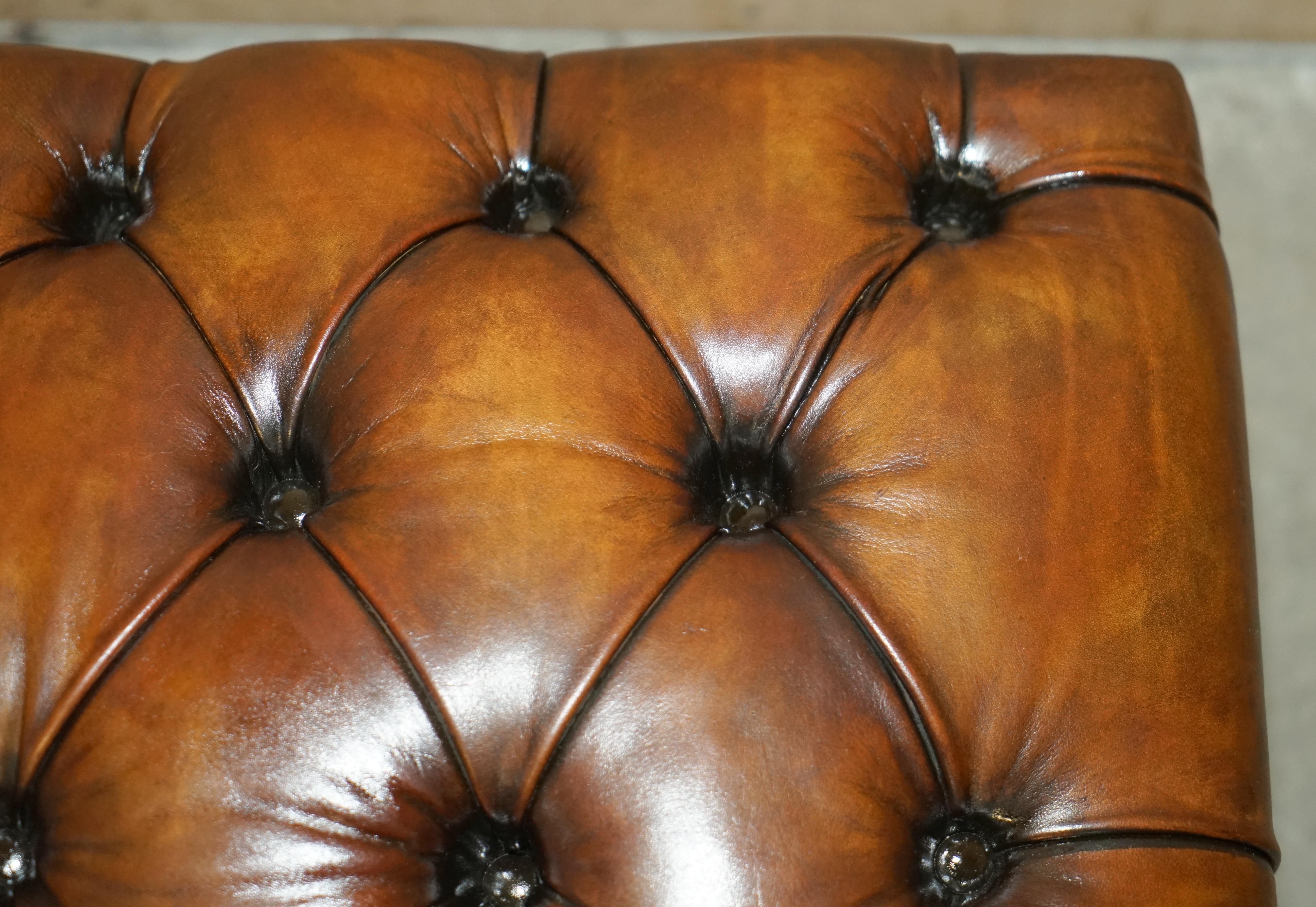 FINE ANTIQUE ViCTORIAN CLAW & BALL BROWN LEATHER RESTORED CHESTERFIELD FOOTSTOOL For Sale 8