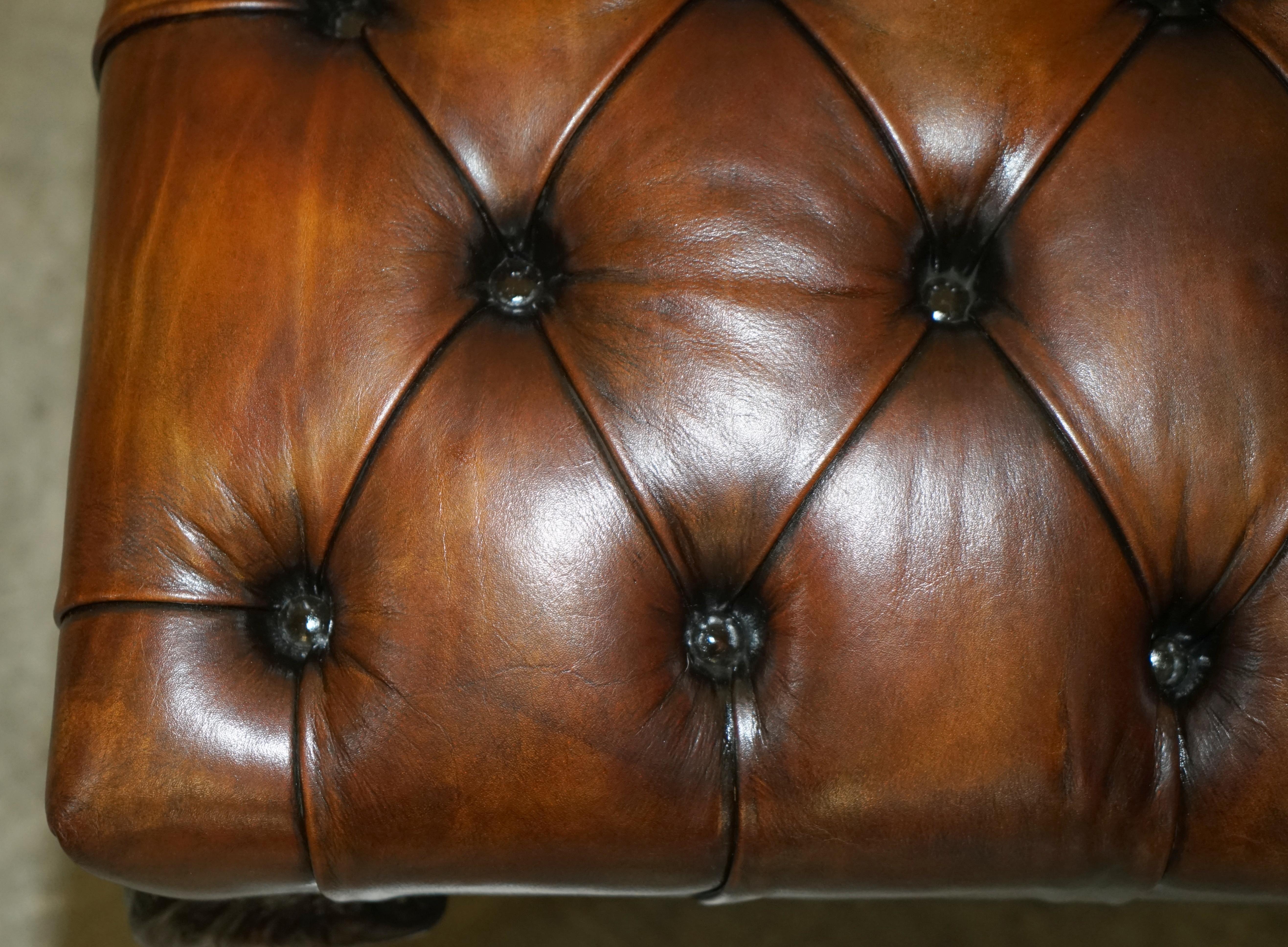 FINE ANTIQUE ViCTORIAN CLAW & BALL BROWN LEATHER RESTORED CHESTERFIELD FOOTSTOOL For Sale 9