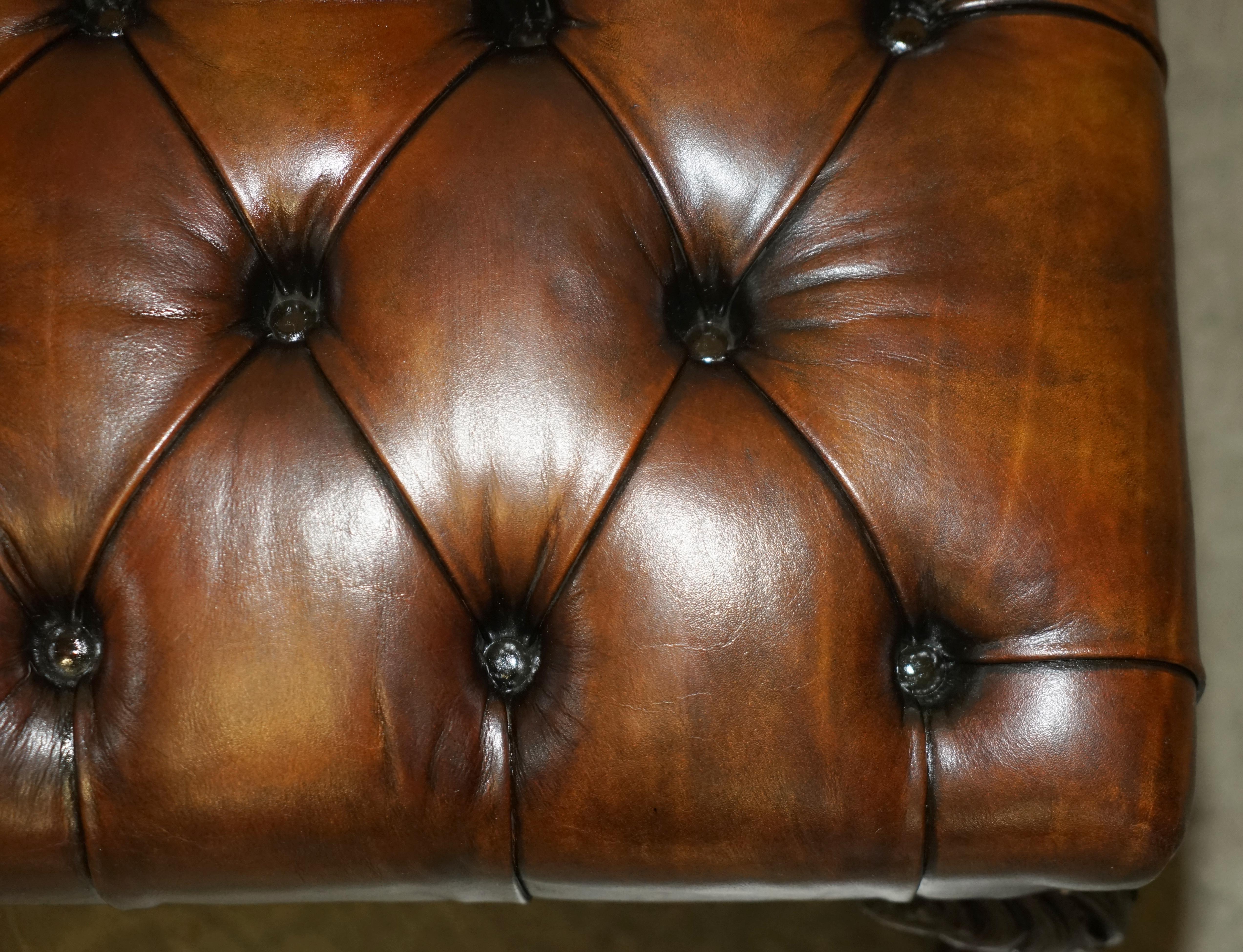 FINE ANTIQUE ViCTORIAN CLAW & BALL BROWN LEATHER RESTORED CHESTERFIELD FOOTSTOOL For Sale 10