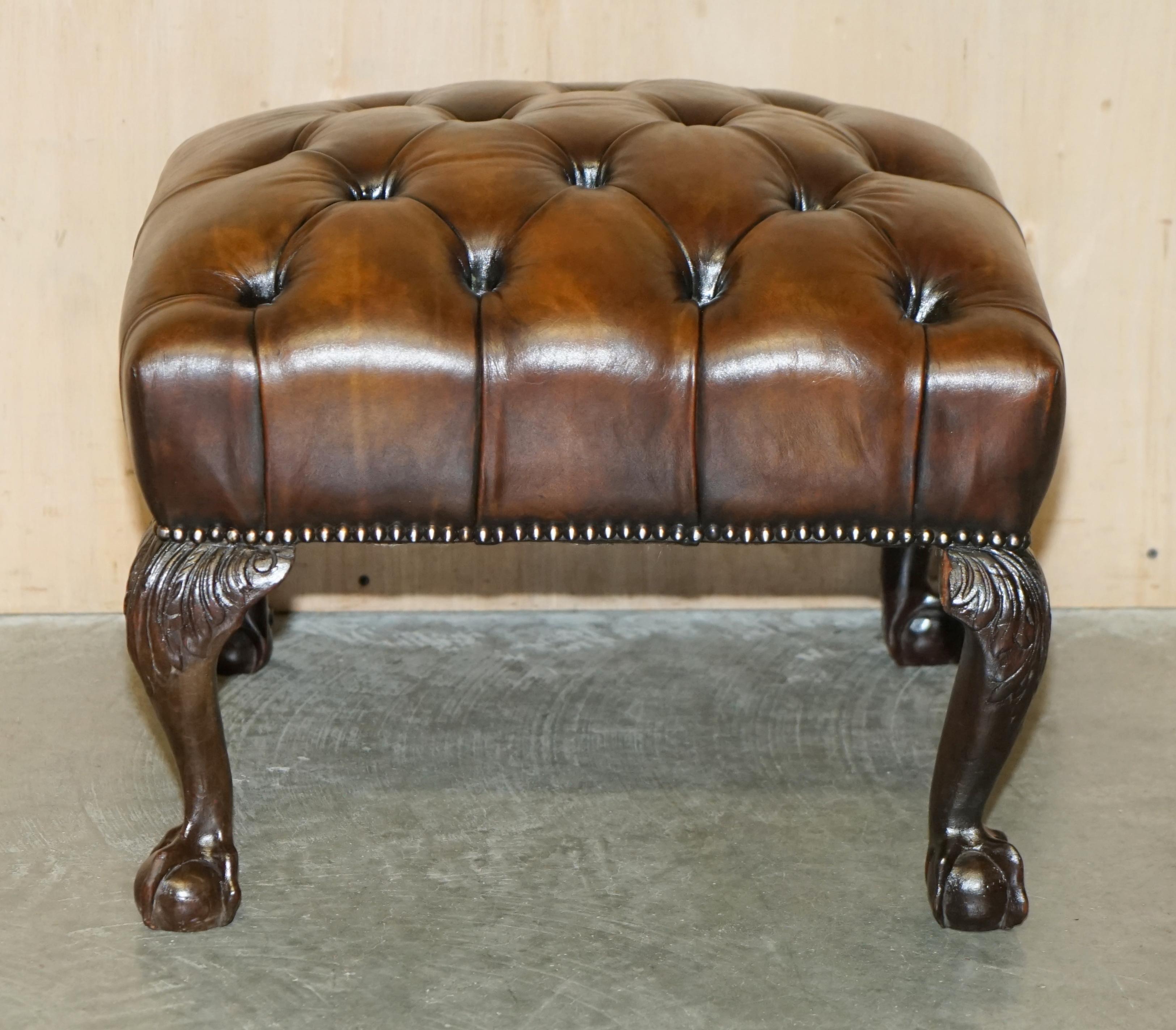 FINE ANTIQUE ViCTORIAN CLAW & BALL BROWN LEATHER RESTORED CHESTERFIELD FOOTSTOOL For Sale 12