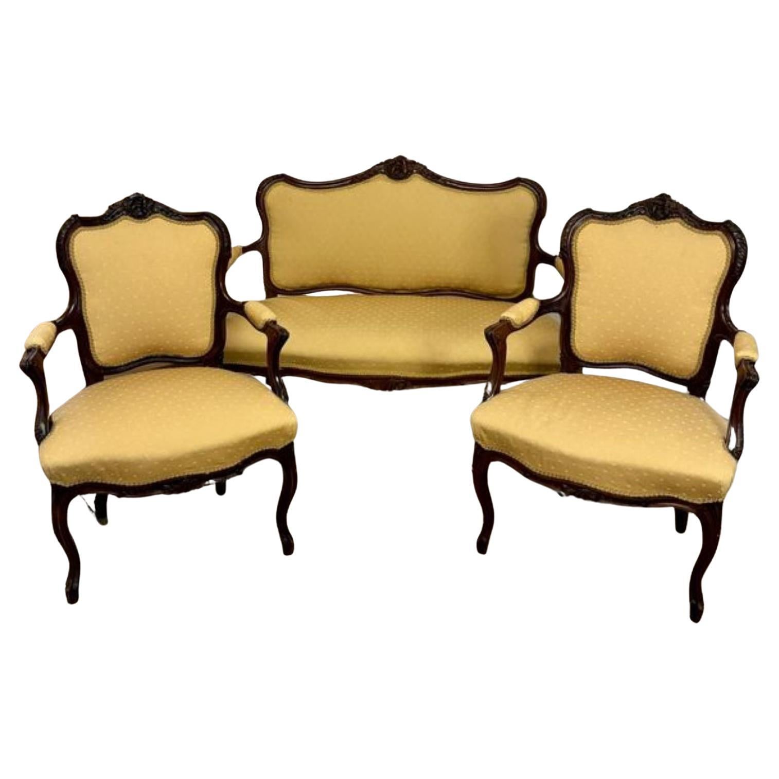 Fine antique Victorian French carved walnut three piece suite