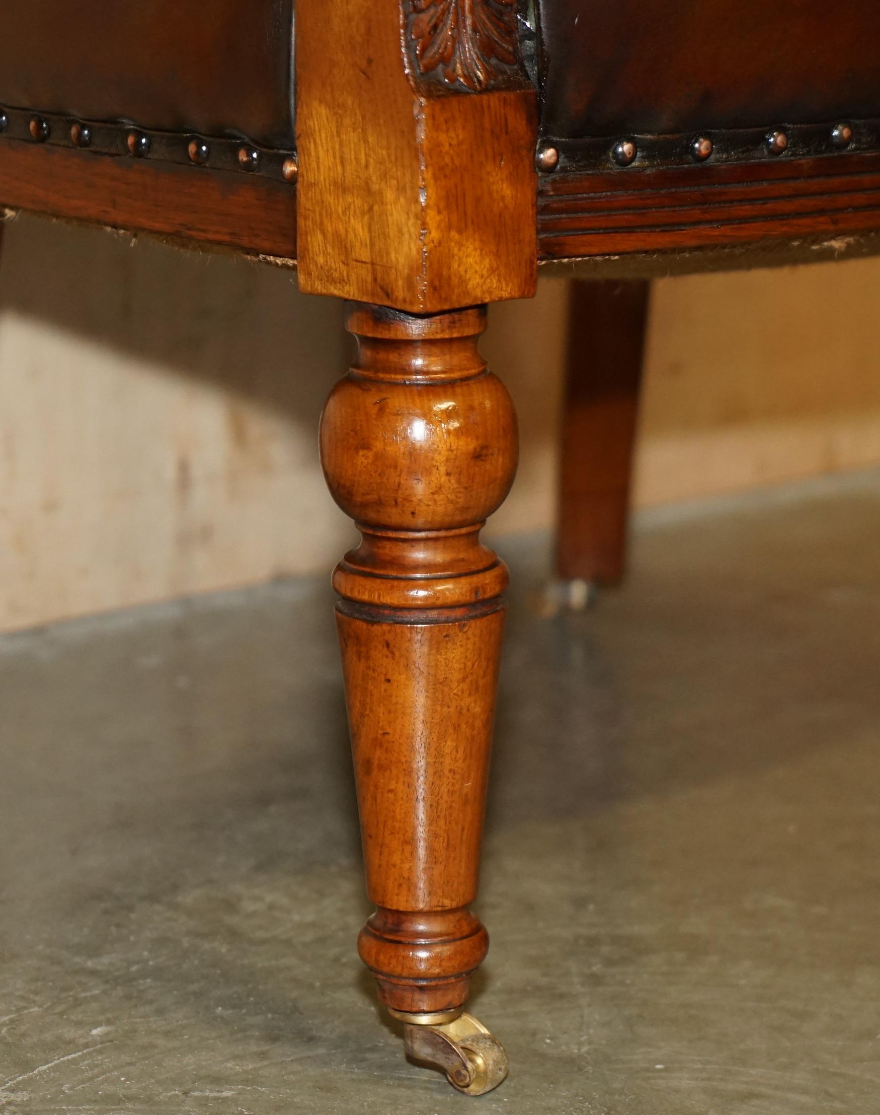 SEDIA DI CAPITANO DI CHEsterfield IN PELLE MARRONE FINE ANTICA VITTORIANA COMPLETAMENTE RISTRUTTURATA in vendita 3