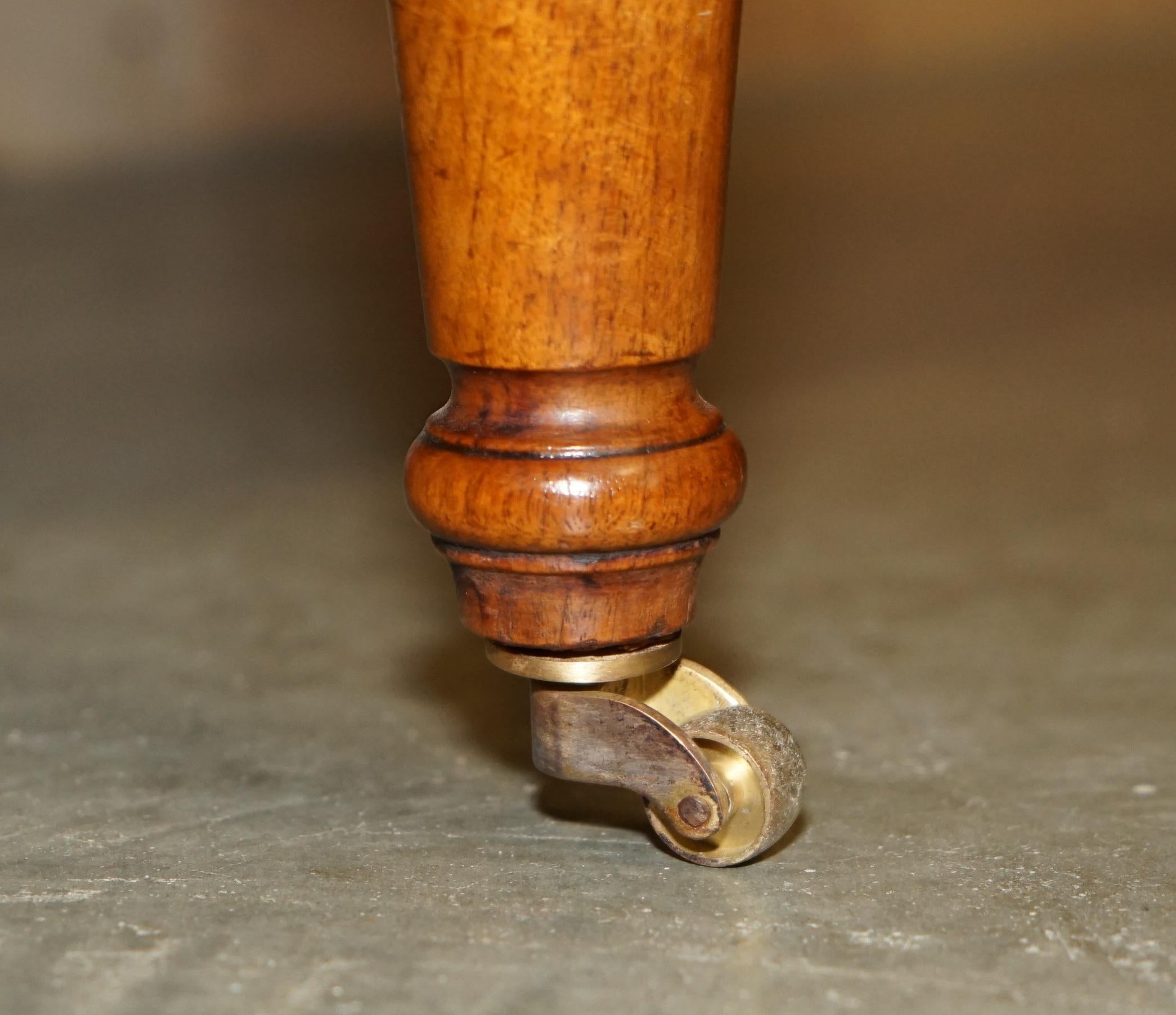 SEDIA DI CAPITANO DI CHEsterfield IN PELLE MARRONE FINE ANTICA VITTORIANA COMPLETAMENTE RISTRUTTURATA in vendita 4