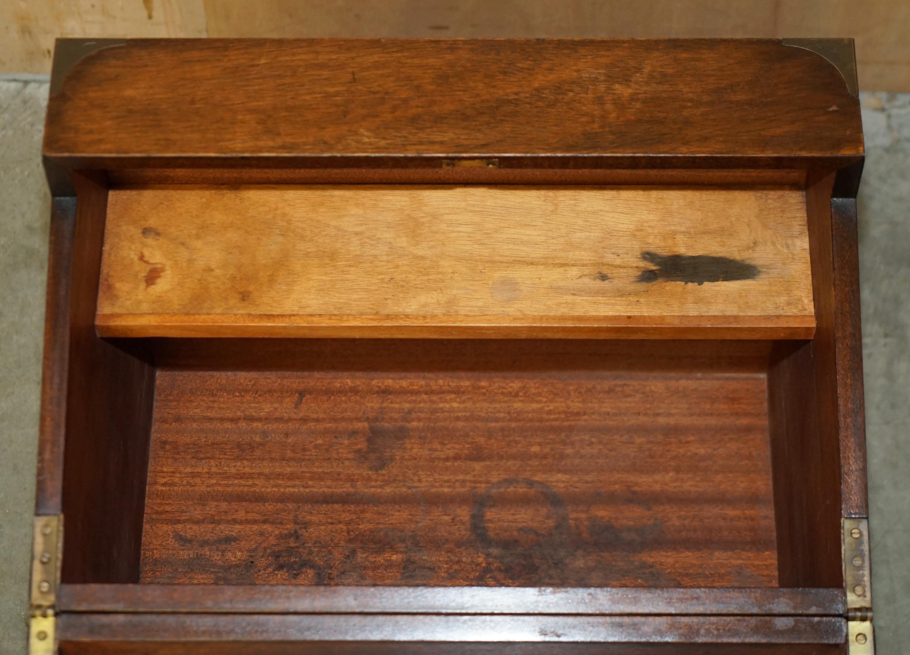 FiNE ANTIQUE VICTORIENNE EN BOIS DURS MILITAIRE CAMPAIGNANT BOITE A BOISSONS CACHÉE A L'INTERIEUR en vente 6