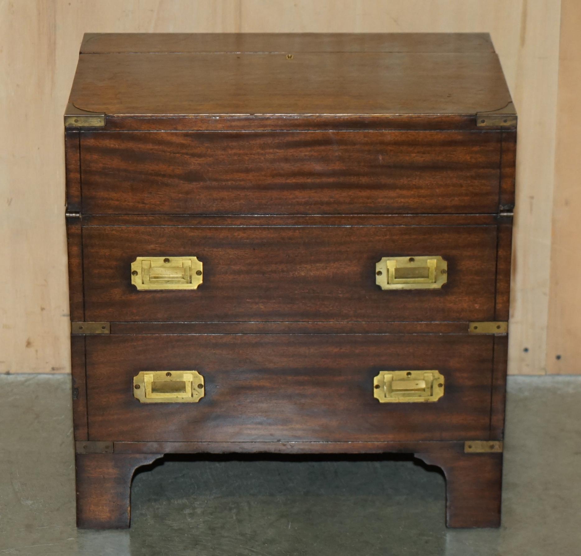 Campagne FiNE ANTIQUE VICTORIENNE EN BOIS DURS MILITAIRE CAMPAIGNANT BOITE A BOISSONS CACHÉE A L'INTERIEUR en vente