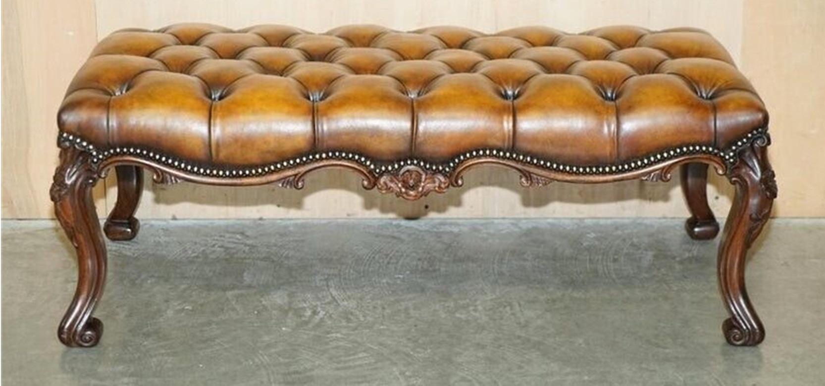 FINE ANTIQUE ViCTORIAN HARDWOOD SHOW FRAME CHESTERFIELD BROWN LEATHER FOOTSTOOL im Angebot 1