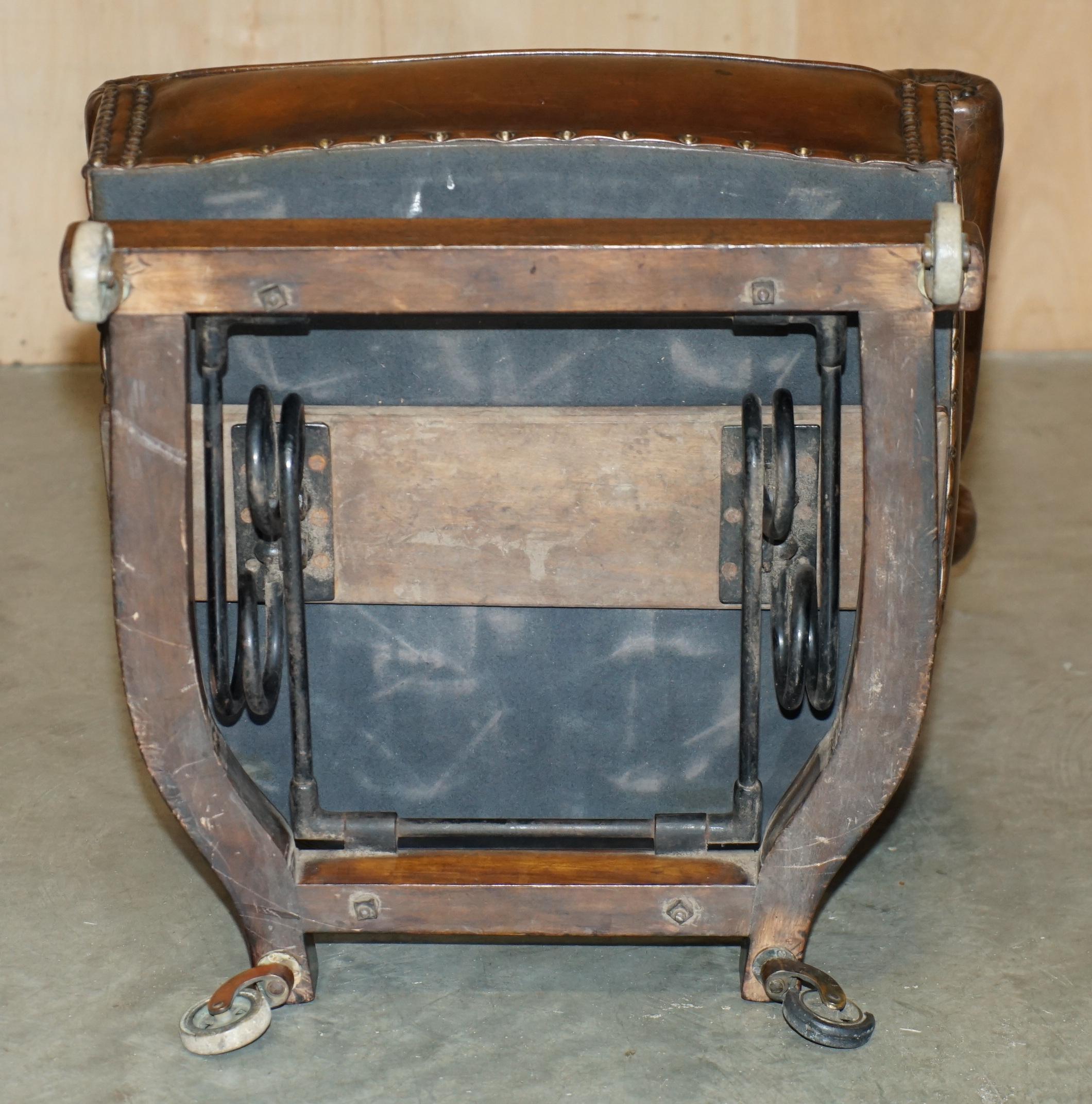 FINE ANTIQUE VICTORIAN HARRINGTON's CRADLE ROCKING CHESTERFIELD LEATHER ARMCHAIR For Sale 11