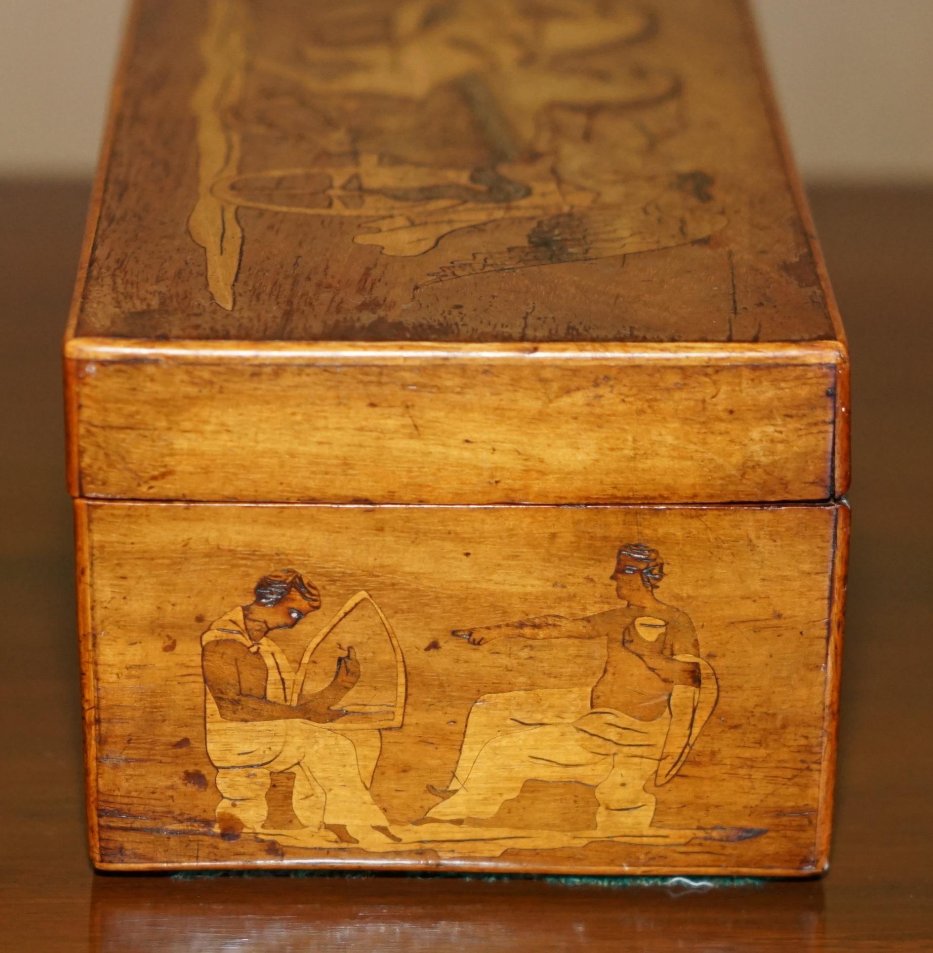 FiNE ANTIQUE VICTORIAN STAUNTON CHESS Set & CHESSBOARD IN ROMAN HORSE INLAID  Box (Buchsbaumholz) im Angebot