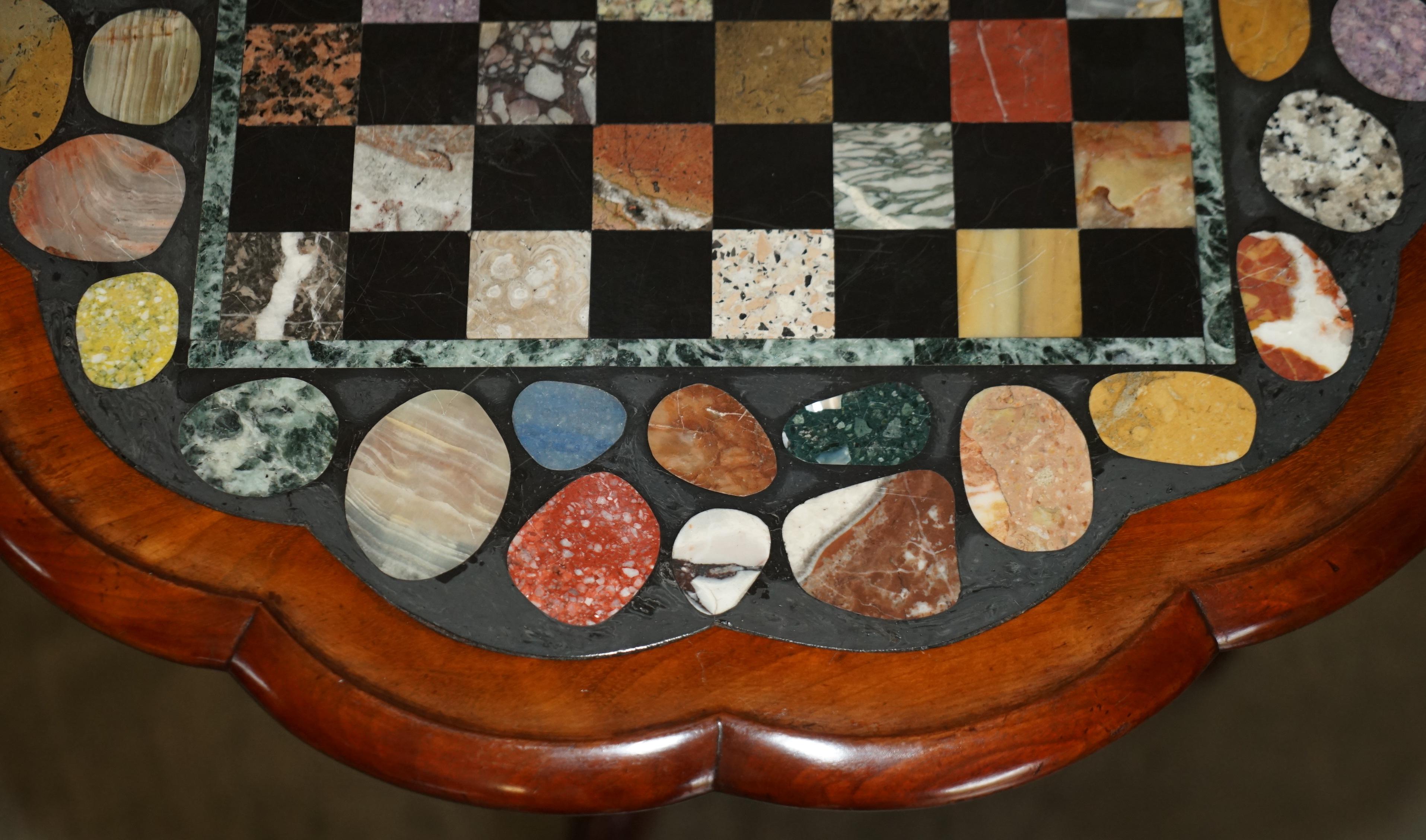 Table d'échecs ancienne William IV 1830 Pietra Dura Specimen Marbre en vente 5