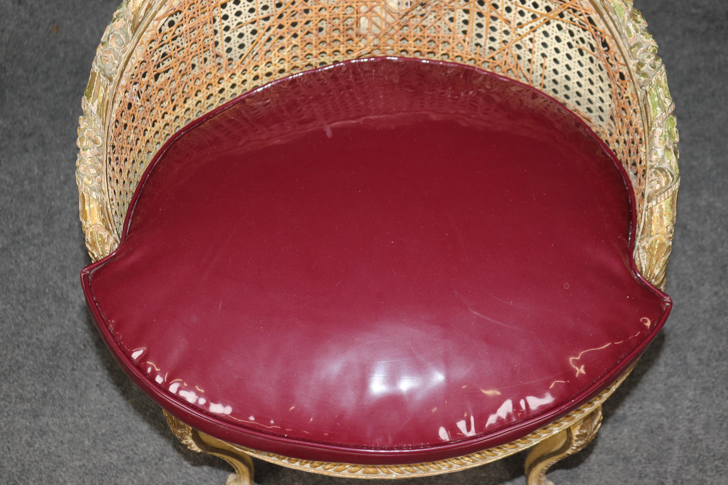 Louis XV Vanité et tabouret assortis Antuque French Cane Creme Painted Louis ladies XV Vanity and Matching Stool