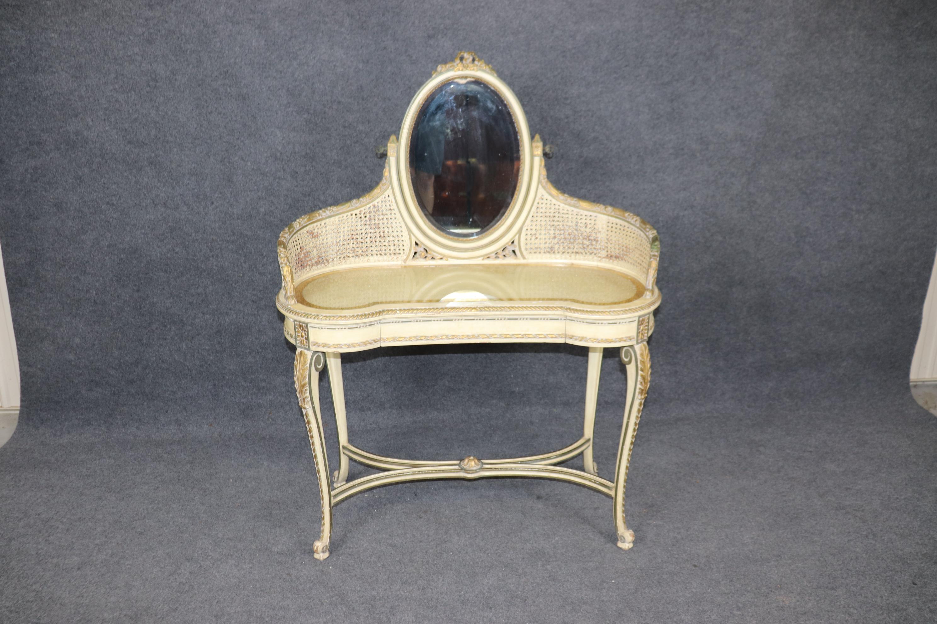 Français Vanité et tabouret assortis Antuque French Cane Creme Painted Louis ladies XV Vanity and Matching Stool