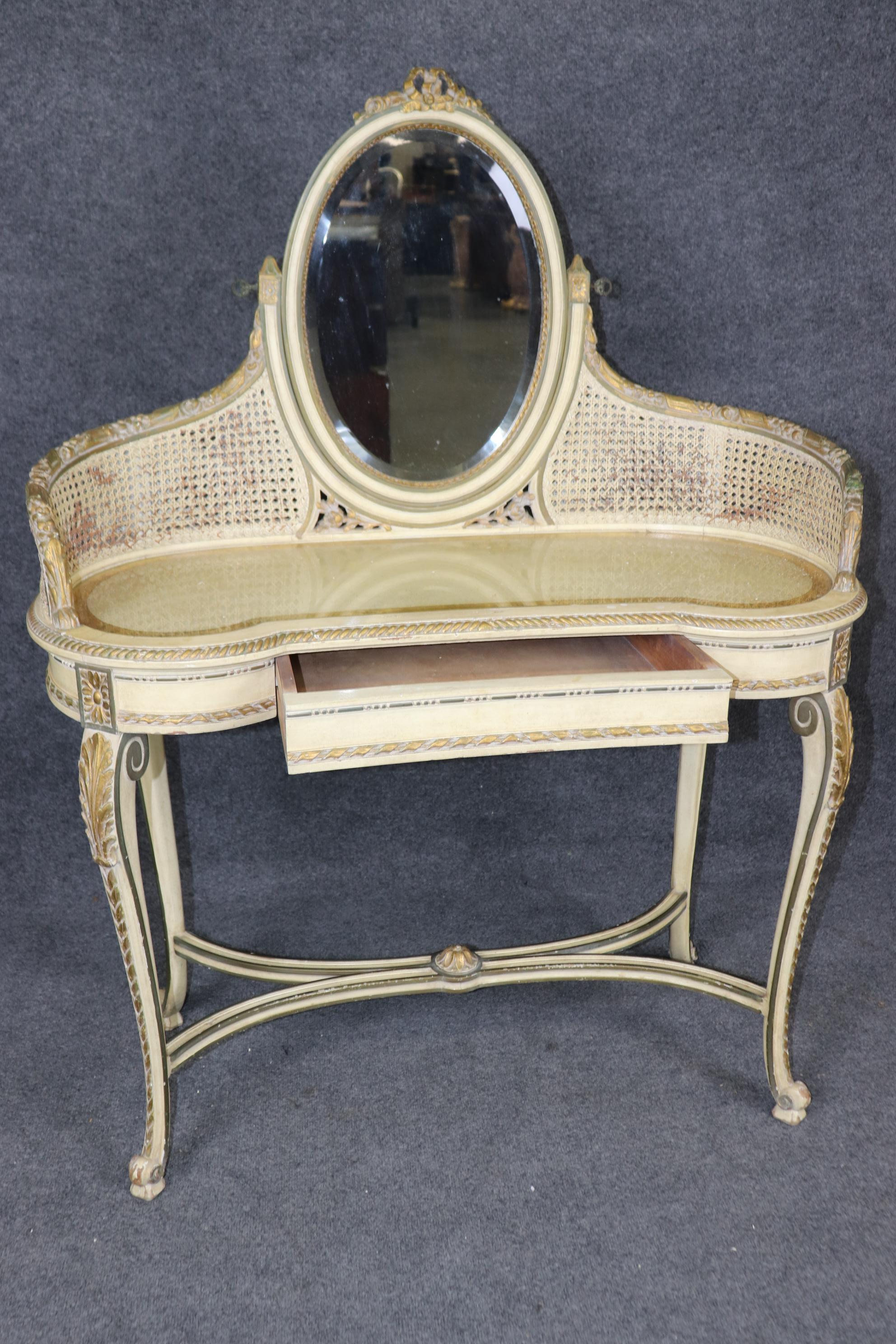 Vanité et tabouret assortis Antuque French Cane Creme Painted Louis ladies XV Vanity and Matching Stool 1