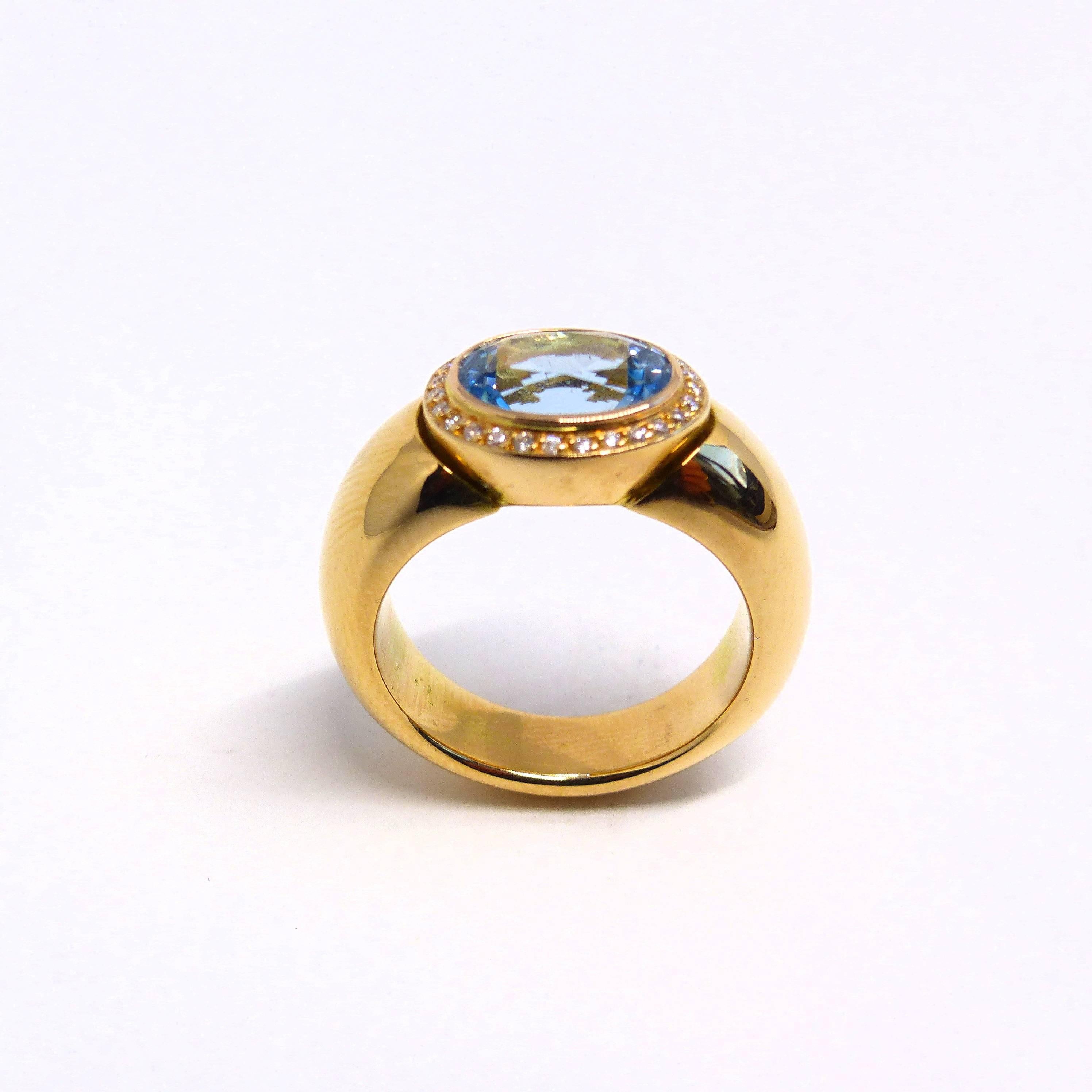 Thomas Leyser is renowned for his contemporary jewellery designs utilizing fine coloured gemstones and diamonds. 

This ring in 18k rose gold is set with 1x fine Aquamarine (oval, facetted, 10x8mm, 2.61ct) + 26x Diamonds (brillant-cut, 1mm, G/VS,