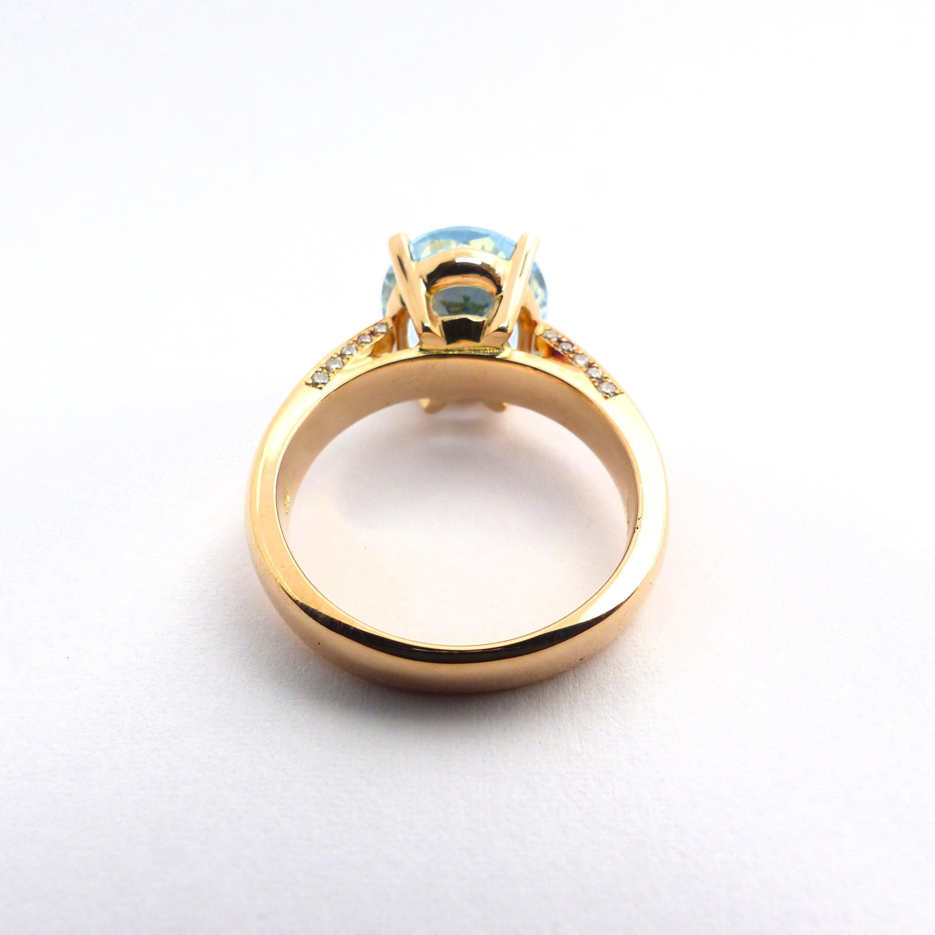 Ring in Rose Gold with 1 Aquamarine and Diamonds. For Sale 1