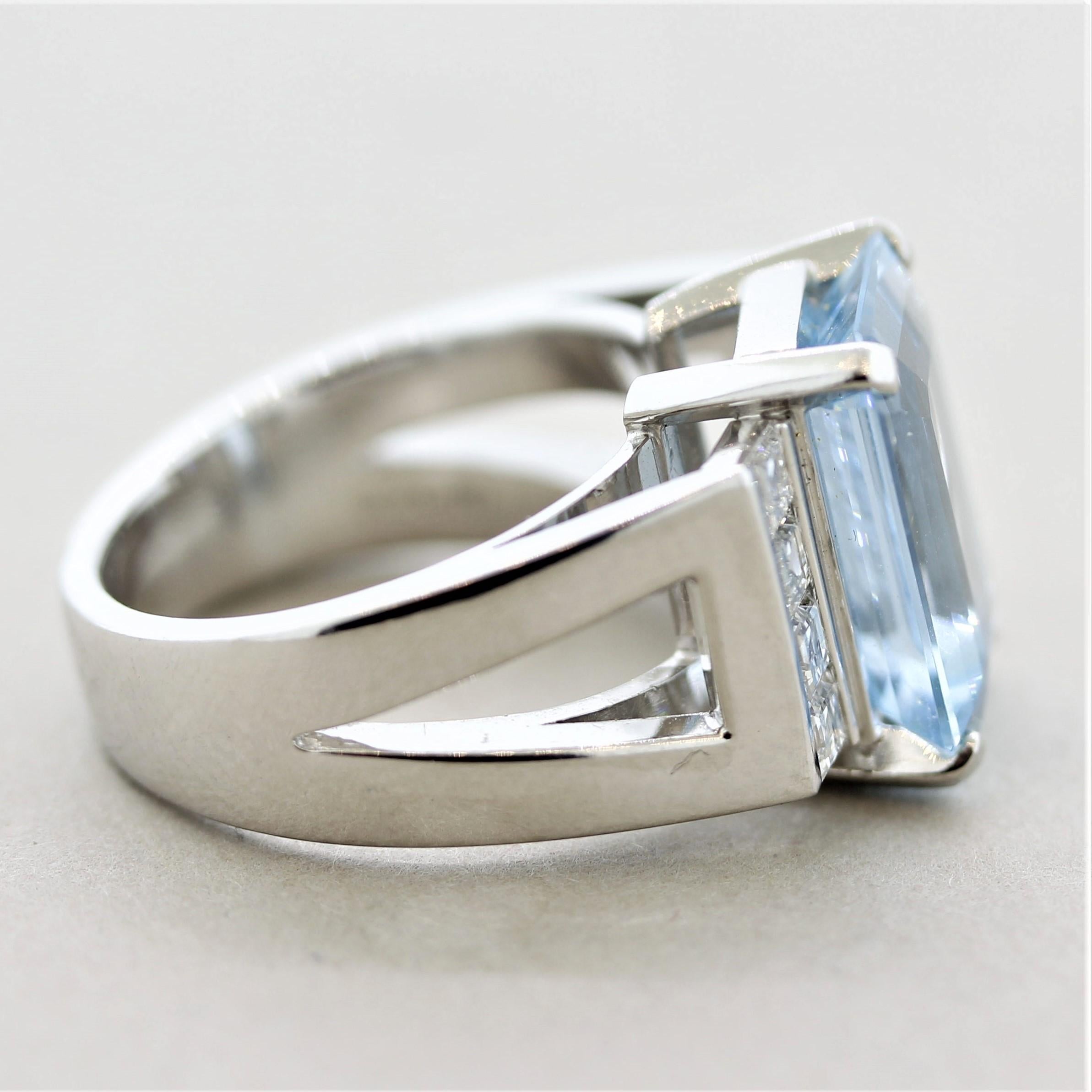 Women's Fine Aquamarine Diamond Platinum Ring For Sale