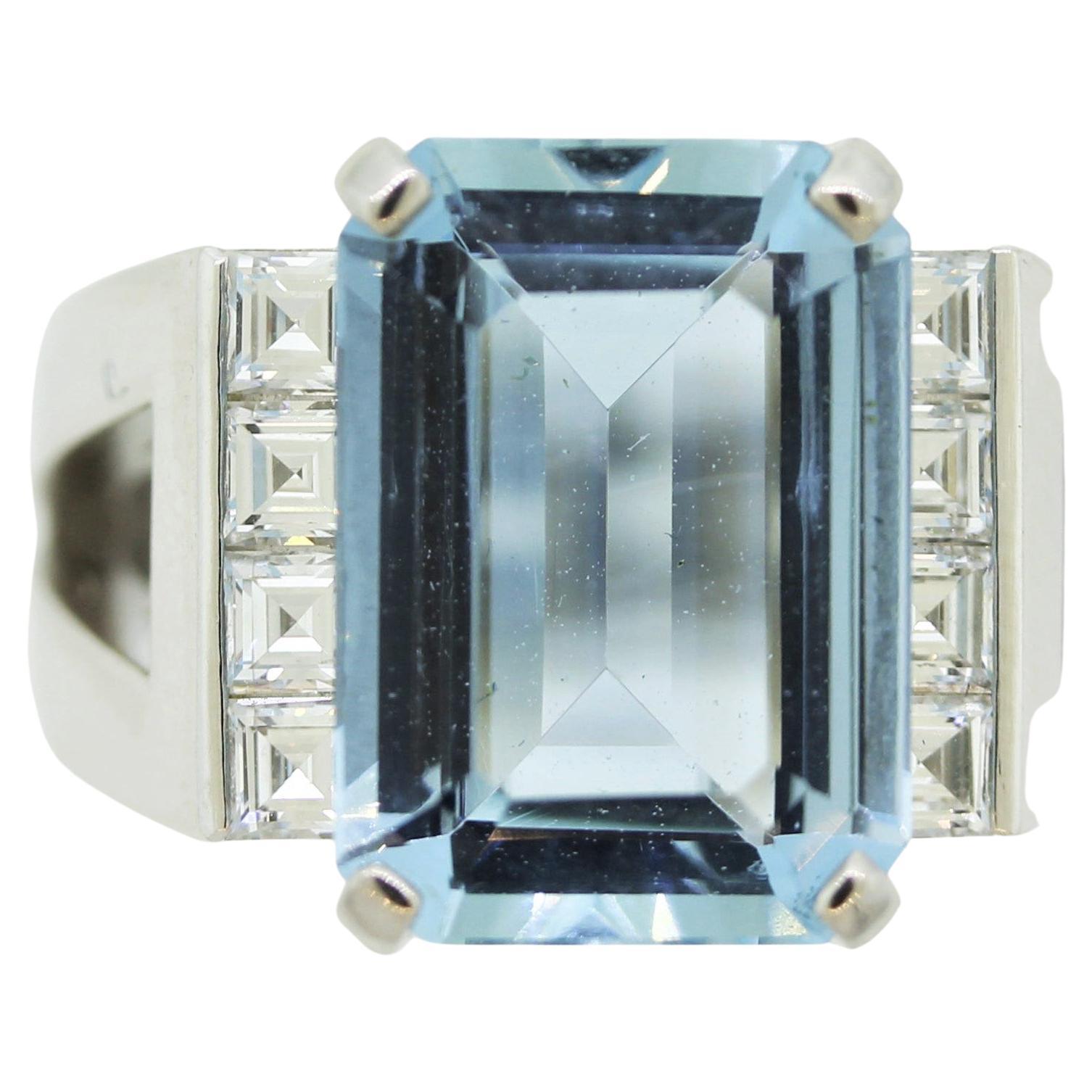 Fine Aquamarine Diamond Platinum Ring For Sale