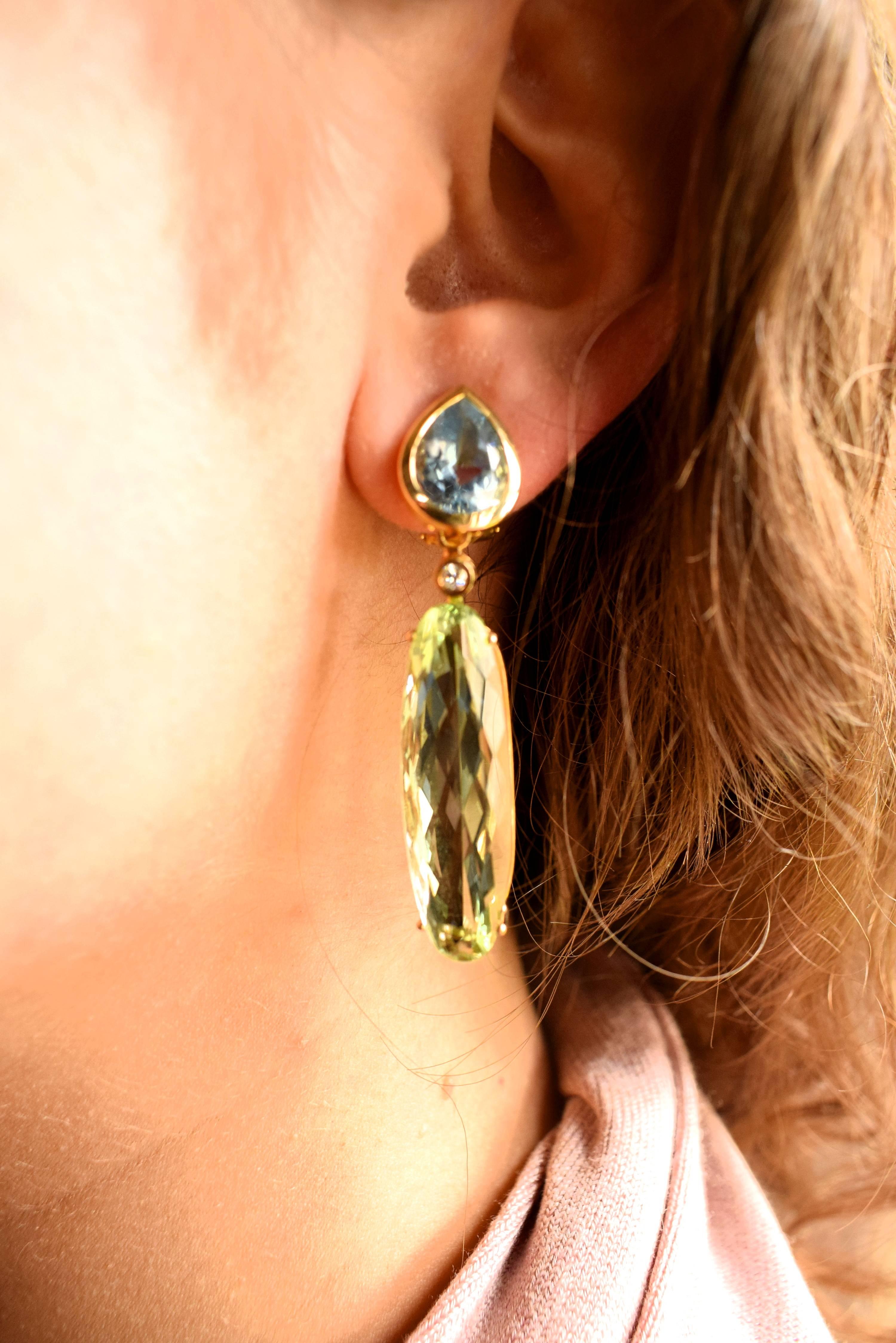 Leyser Boucles d'oreilles en or rose 18 carats, aigue-marine, béryl vert et diamants Pour femmes en vente
