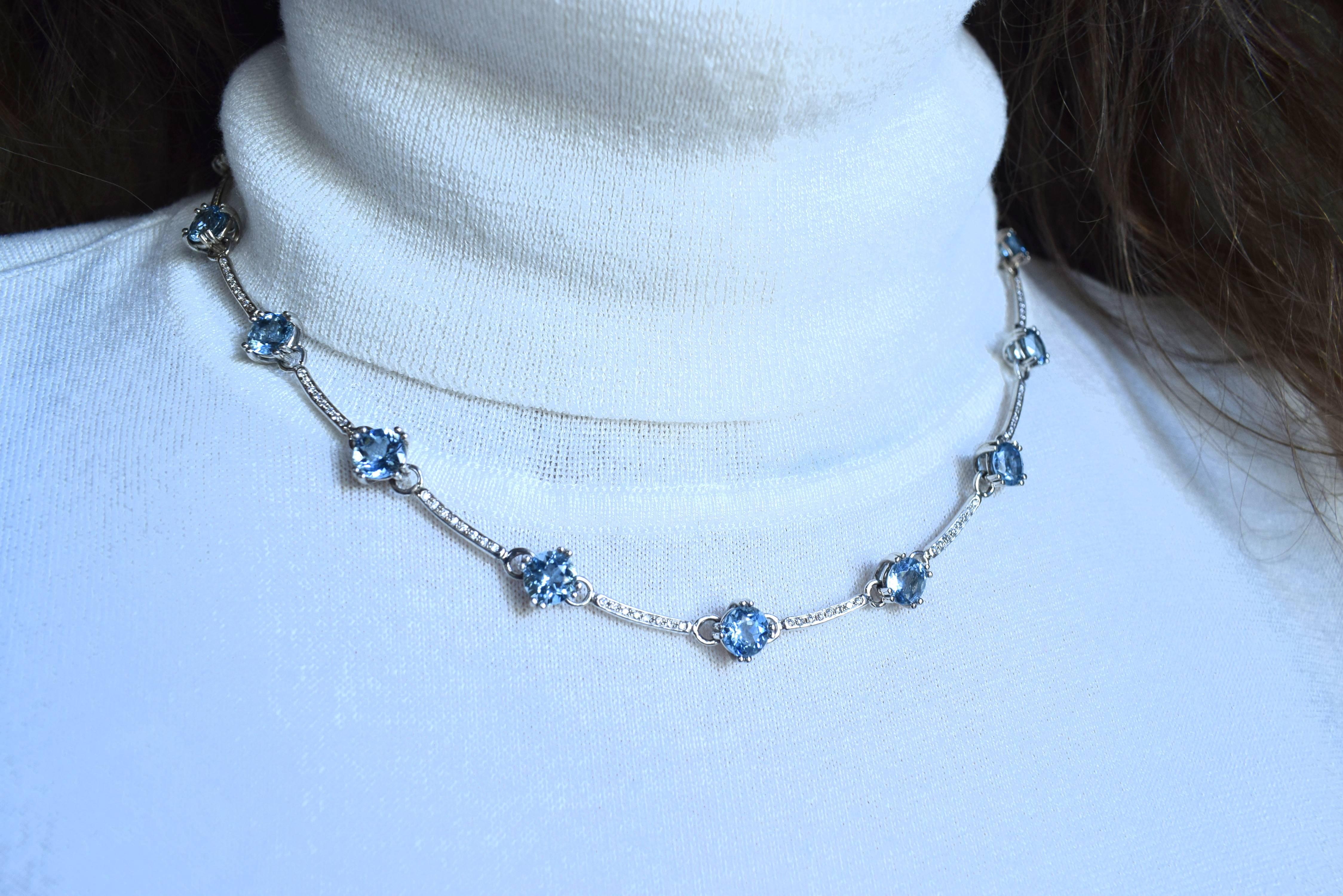 Fine Aquamarines and Diamonds 18 Karat White Gold Necklace In New Condition In Idar-Oberstein, DE