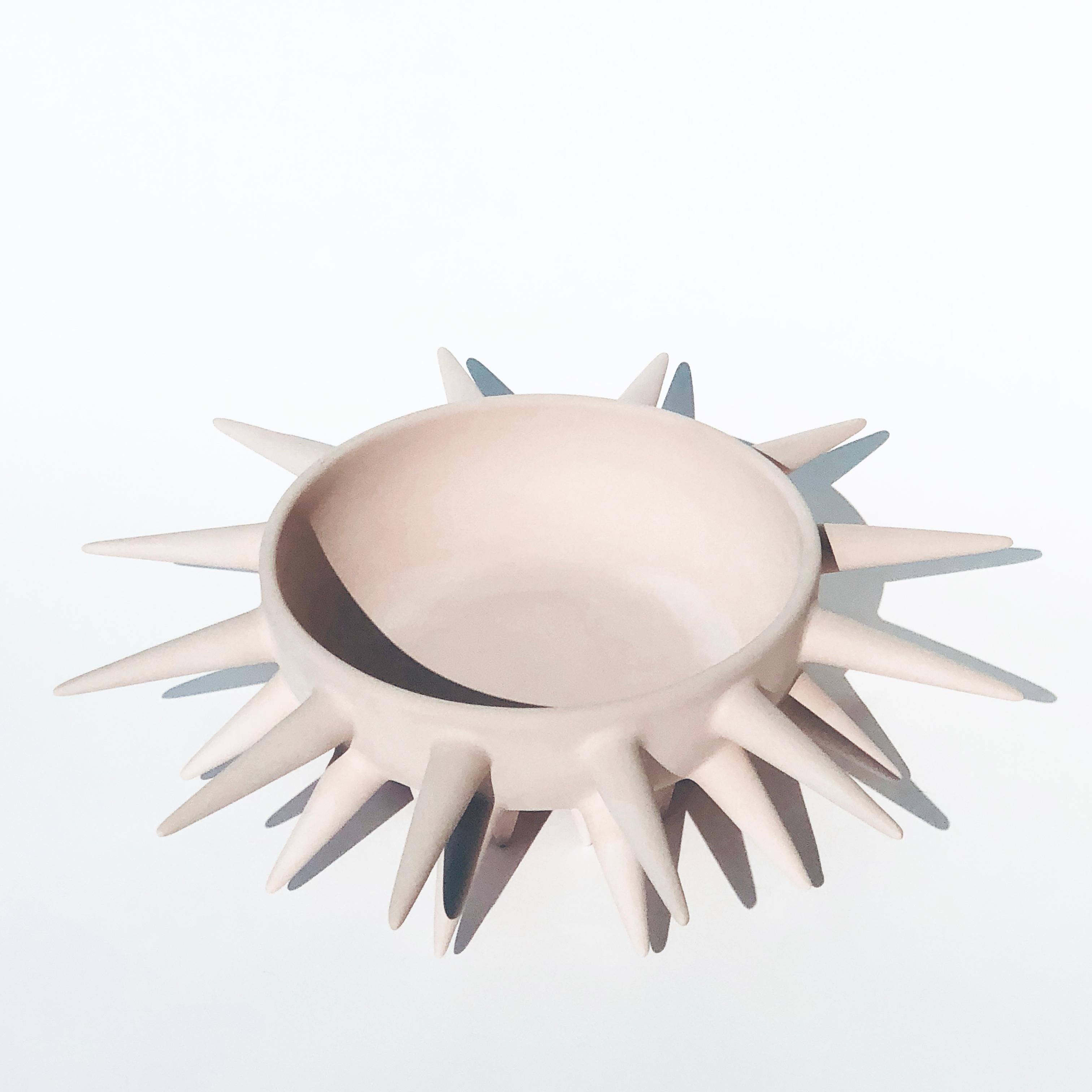 Fine Art Ceramic Ceiba Bowl, Handmade, Organic Modern Minimalist Style (Organische Moderne)