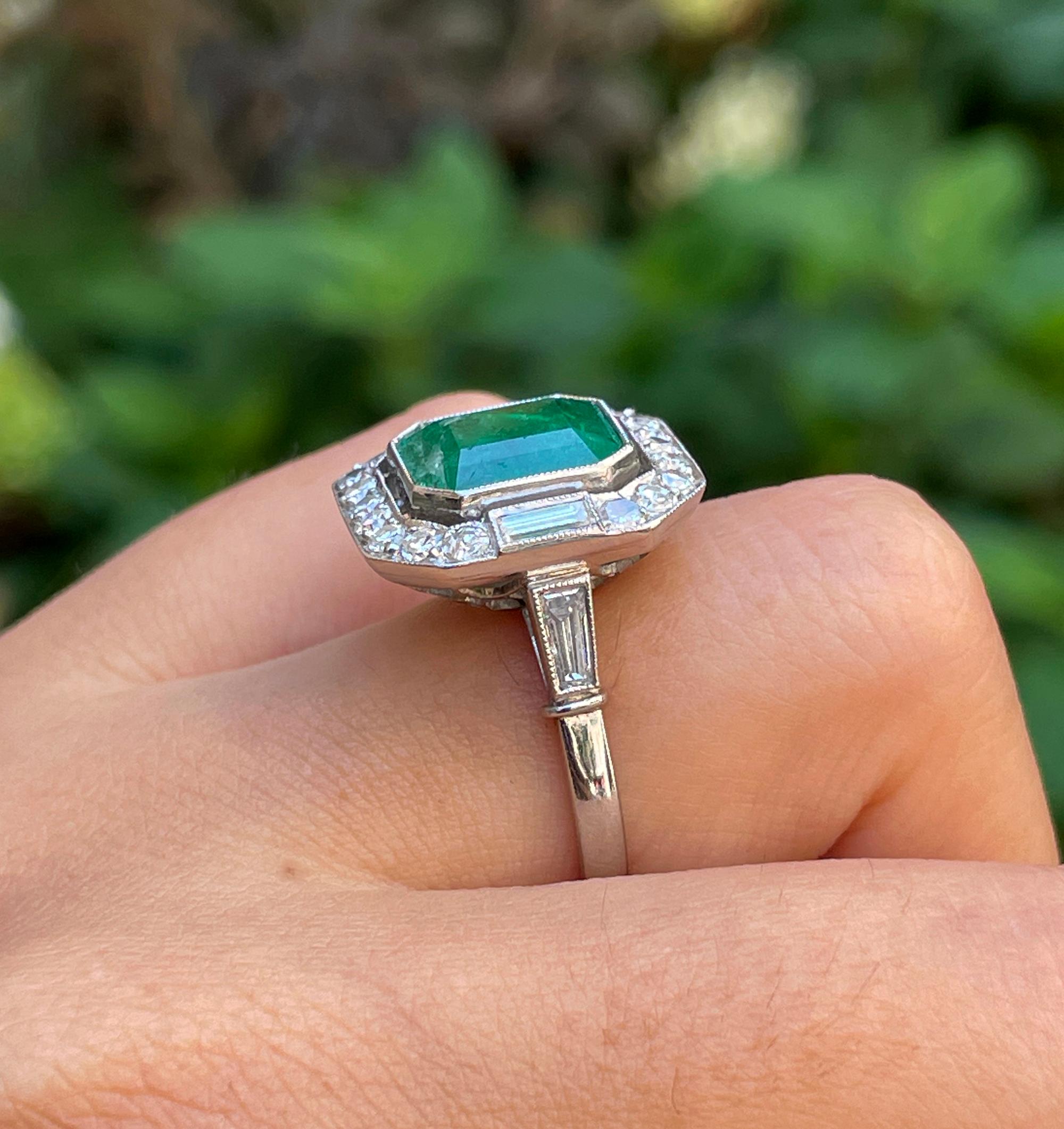 Fine Art Deco Style 5.50ctw GIA Green Emerald and Diamond Platinum Ring 5