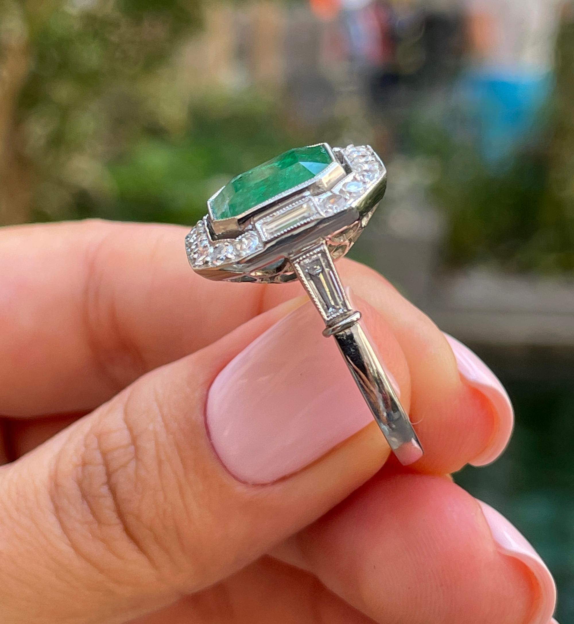 Fine Art Deco Style 5.50ctw GIA Green Emerald and Diamond Platinum Ring 10